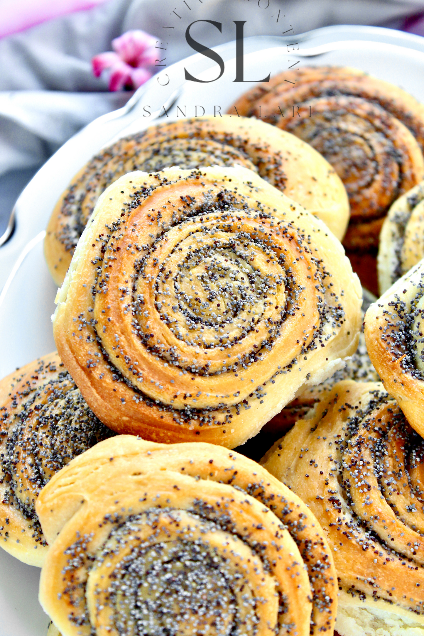 Poppy Seed Rolls with Mother Yeast - Set 3 of 3