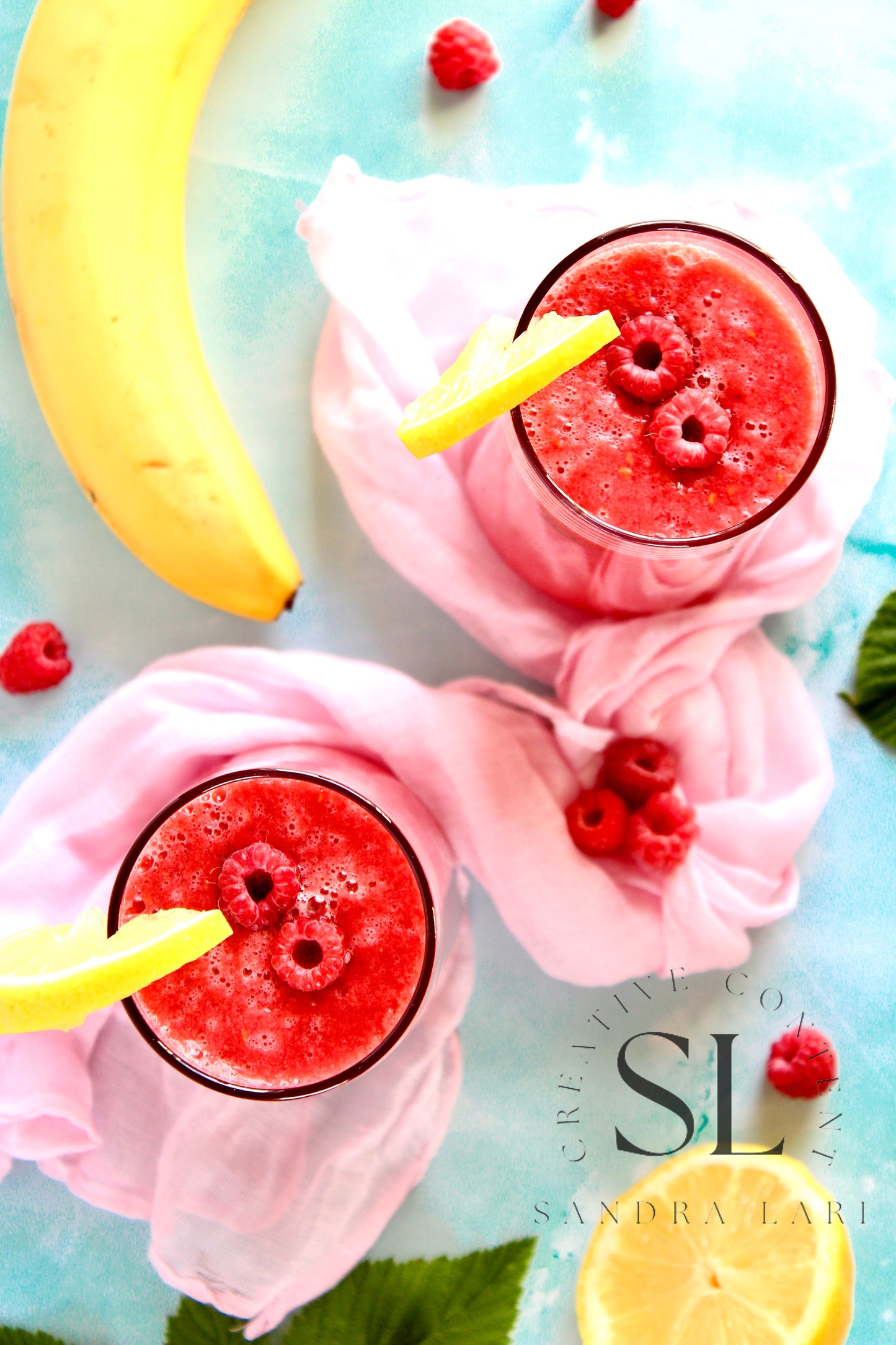 Raw Vegan Raspberry-Lemon Smoothie - Set 1 of 4