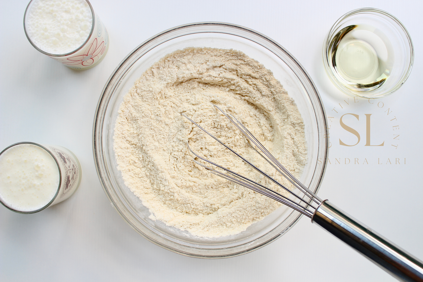 Healthy Eggless Semolina Cake Set 1 of 2