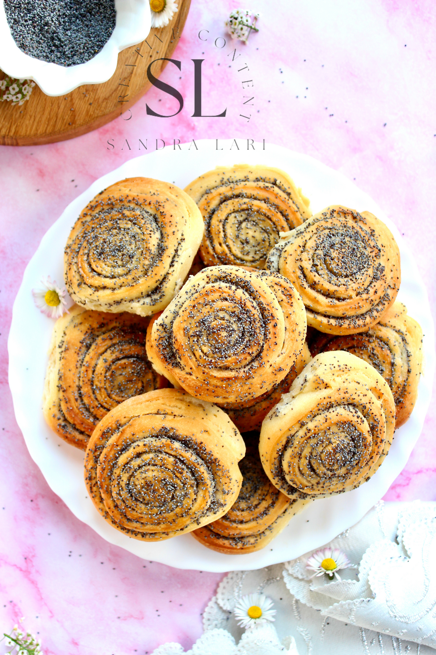 Poppy Seed Rolls with Mother Yeast - Set 2 of 3