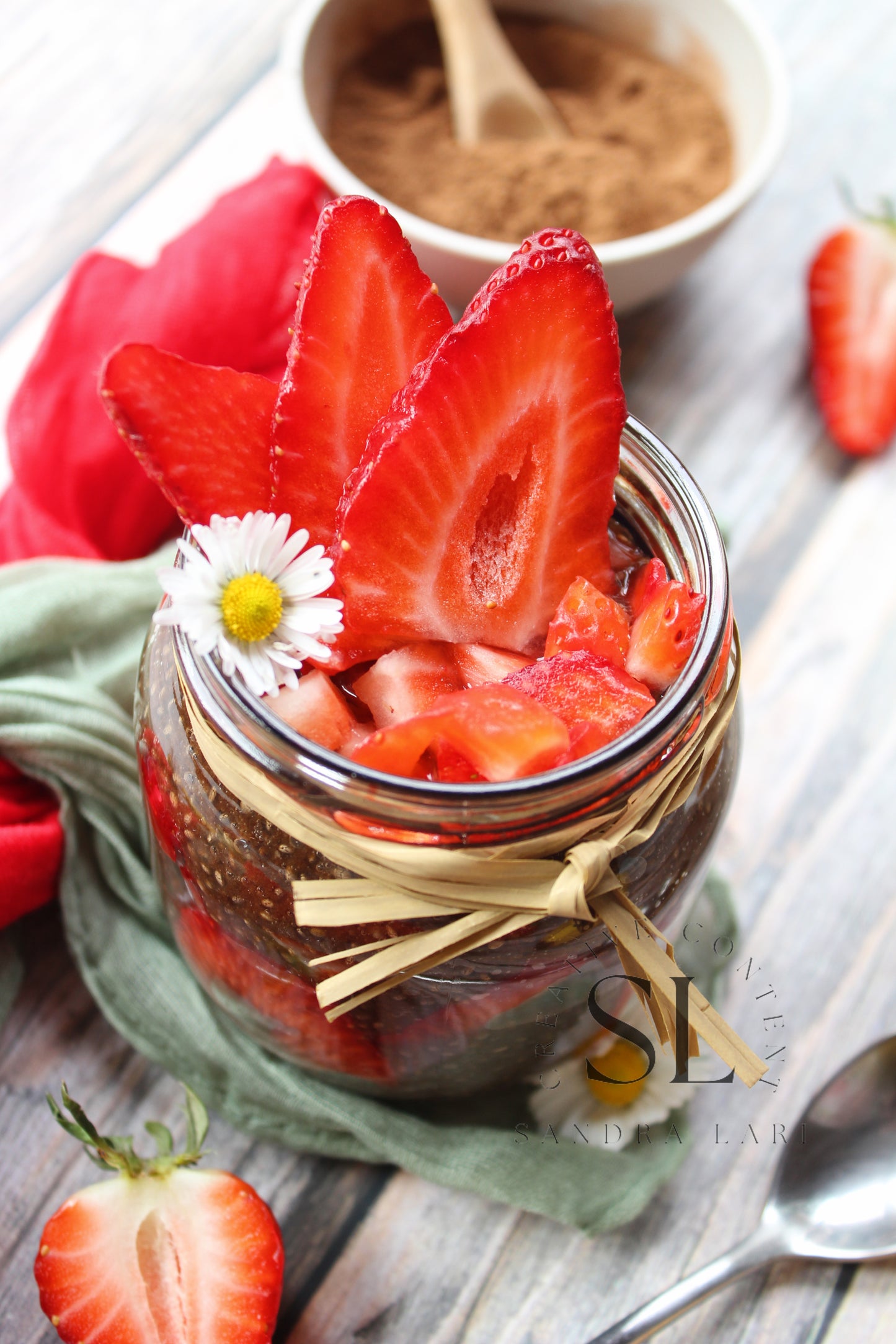 Raw Strawberry & Carob Chia Pudding - Set 3 of 3