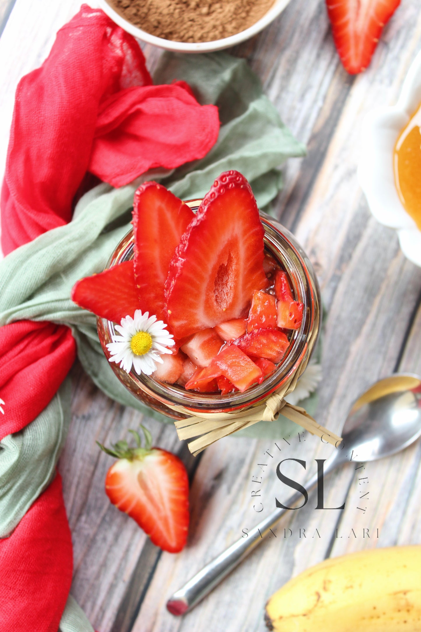 Raw Strawberry & Carob Chia Pudding - Set 3 of 3