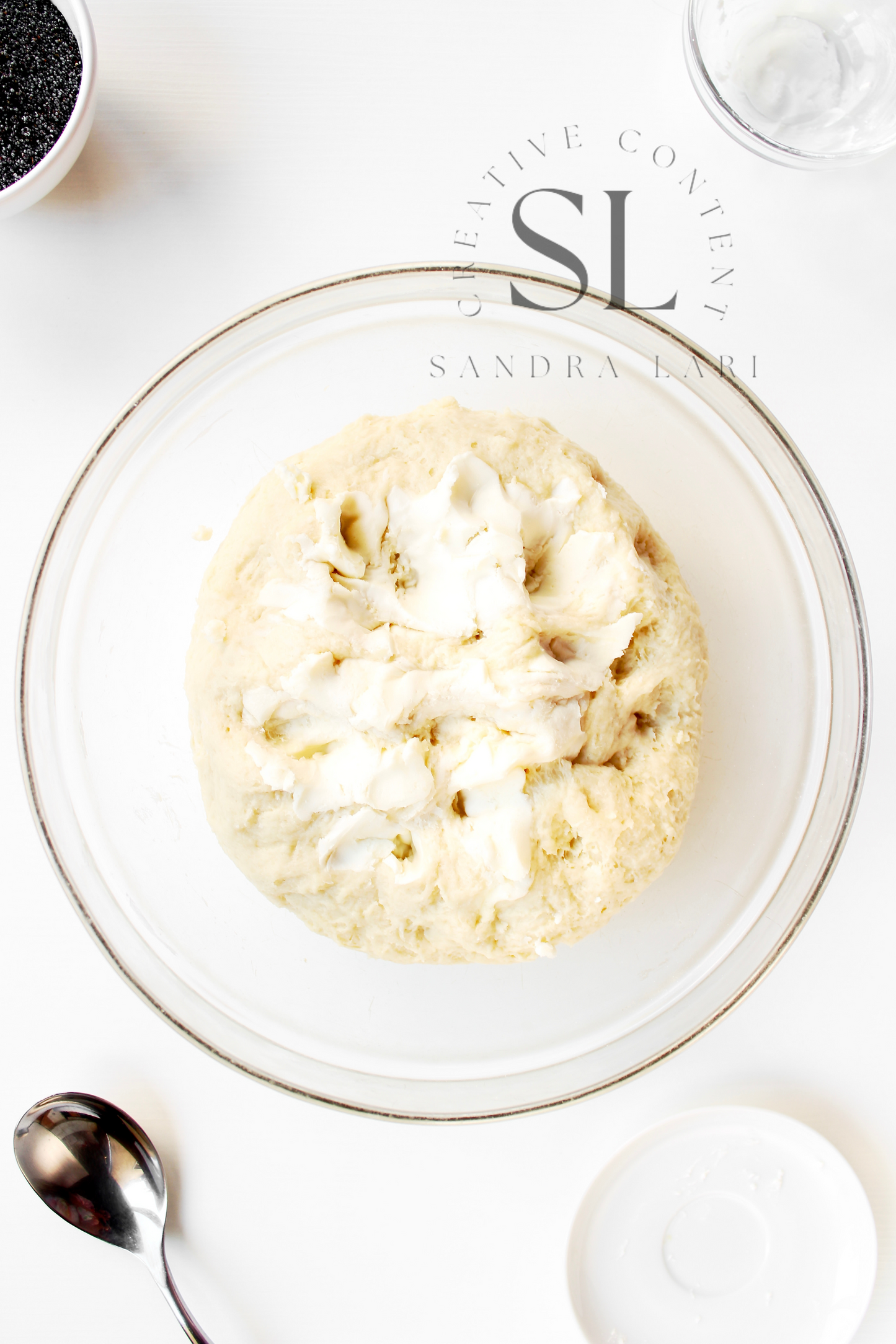 Poppy Seed Rolls with Mother Yeast - Set 2 of 3