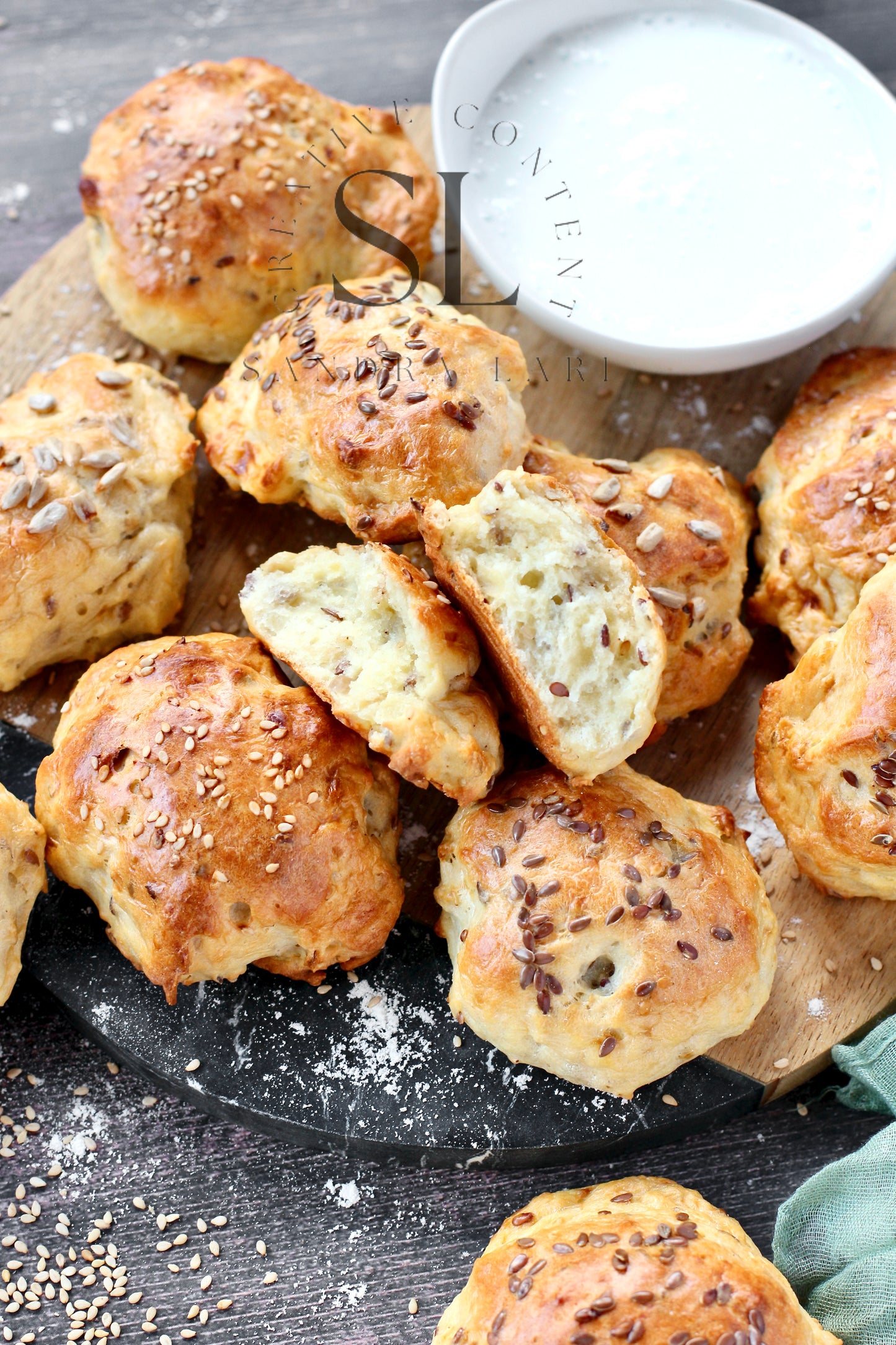 Rustic No Yeast Bread Mini Rolls - Set 2 of 4