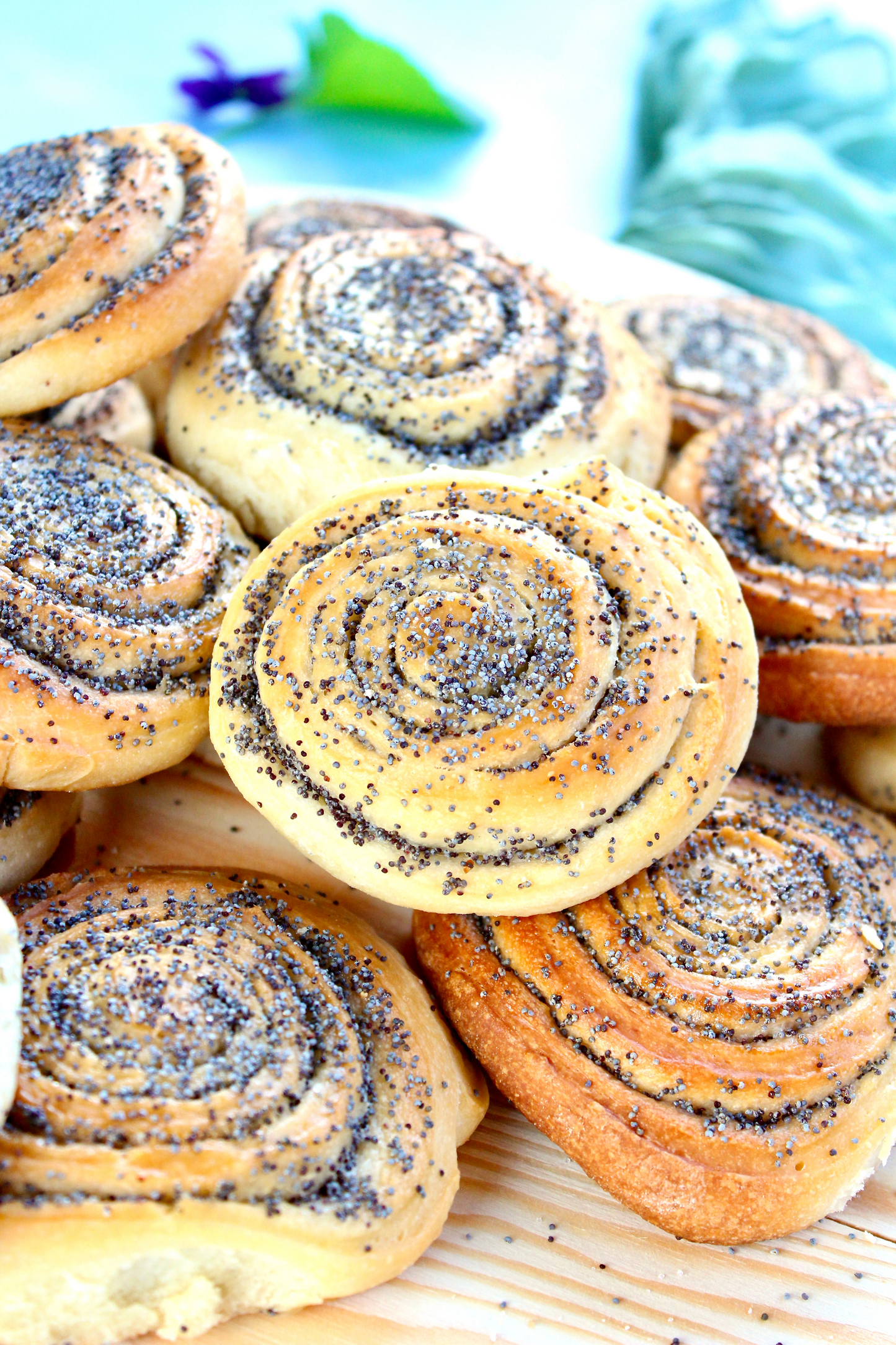 Poppy Seed Rolls with Mother Yeast - Set 1 of 3