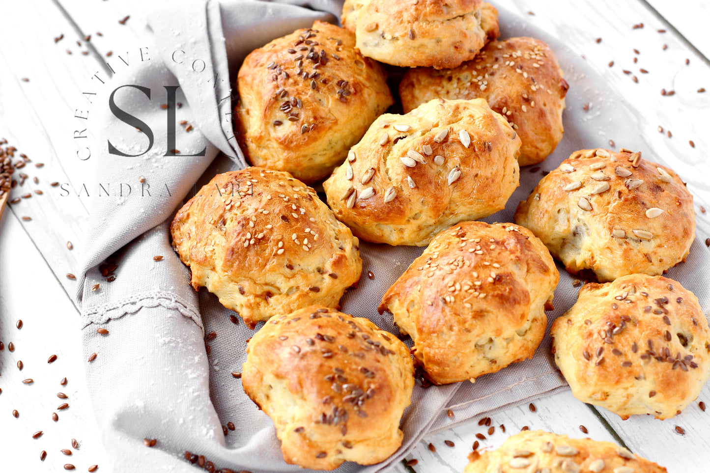 Rustic No Yeast Bread Mini Rolls - Set 1 of 4