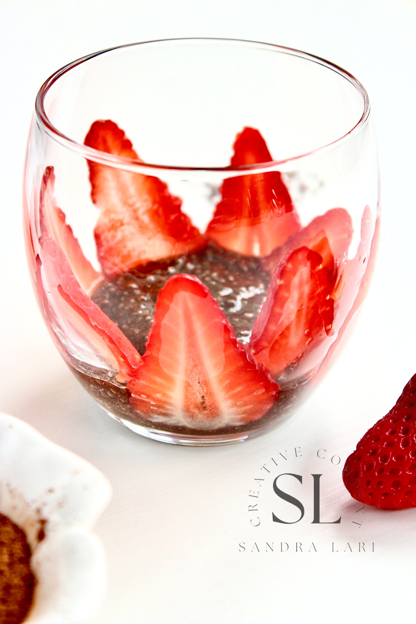 Raw Strawberry & Carob Chia Pudding - Set 3 of 3