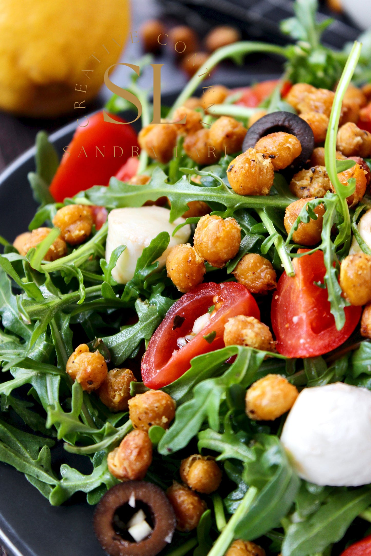 Caprese Arugula Salad with Roasted Chickpeas - Set 1 of 4