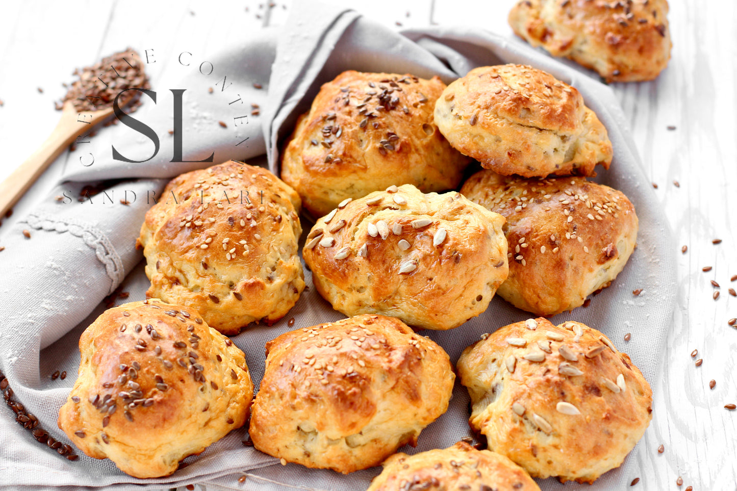 Rustic No Yeast Bread Mini Rolls - Set 1 of 4