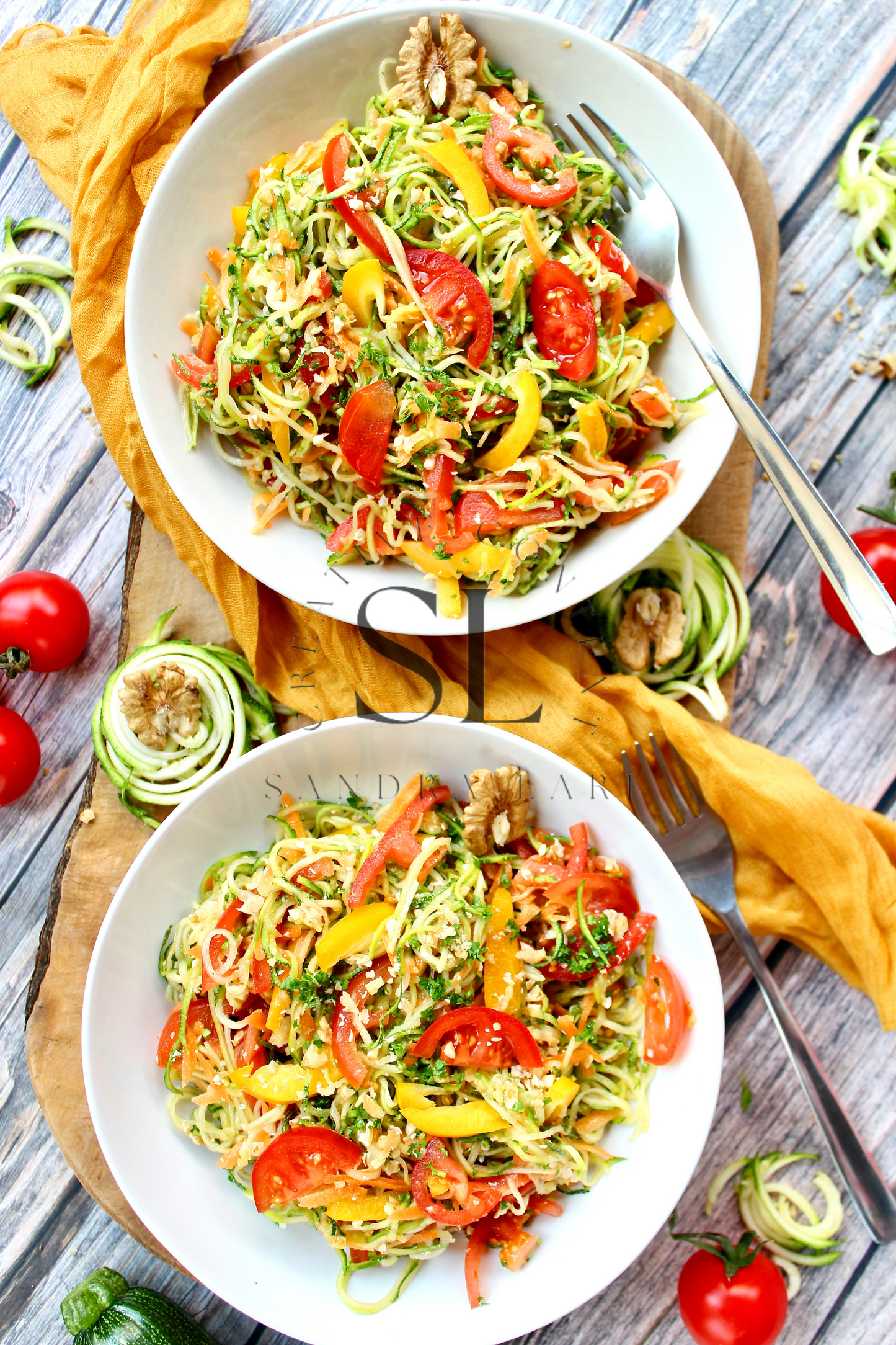 Raw Zucchini Spaghetti Salad - Set 1 of 3