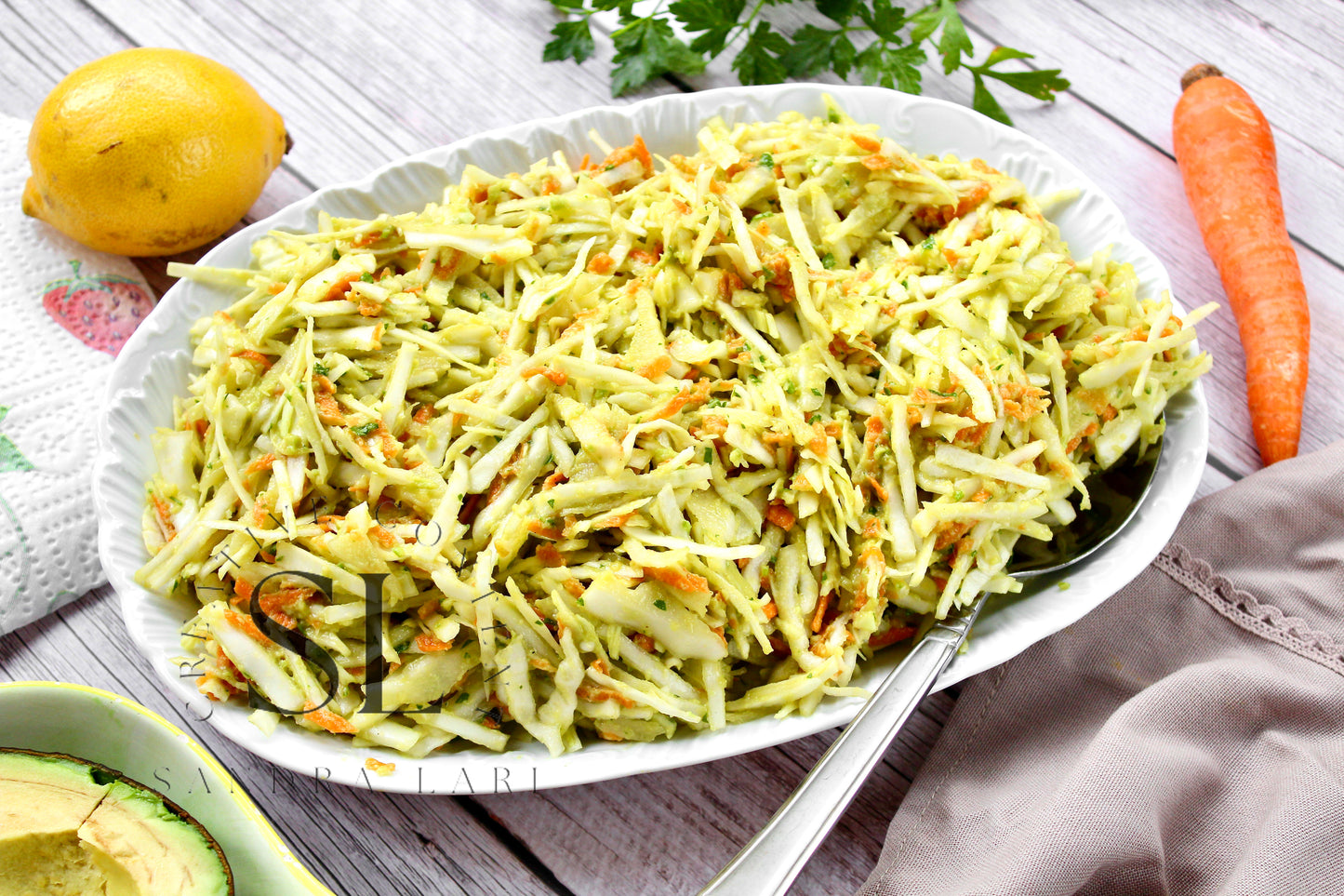Creamy Avocado & Garlic Coleslaw - Set 1 of 4