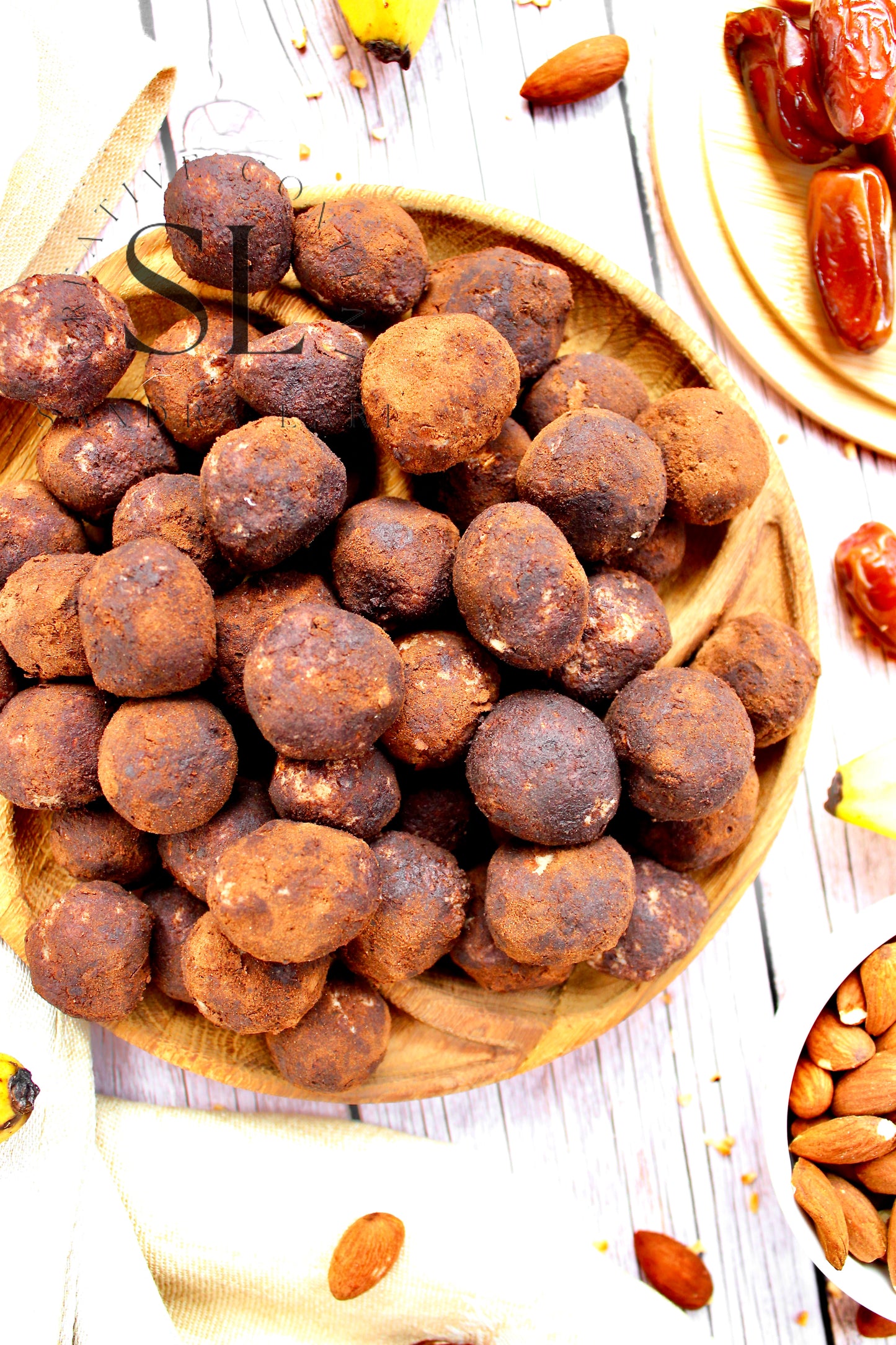 Raw Vegan Truffles Snack - Exclusive
