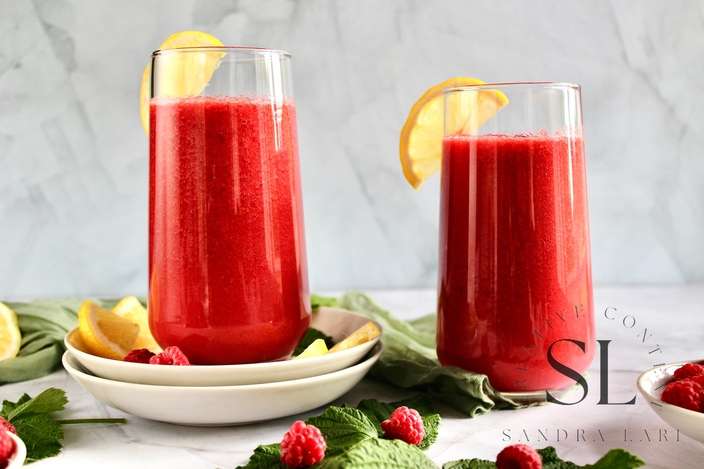 Raw Vegan Raspberry-Lemon Smoothie  - Set 4 of 4