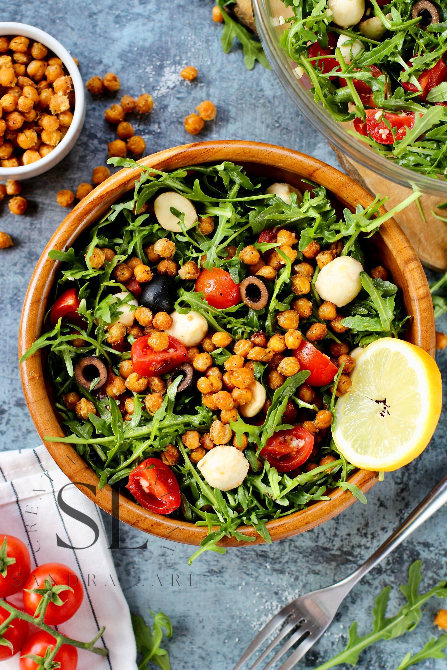 Caprese Arugula Salad with Roasted Chickpeas - Set 3 of 4