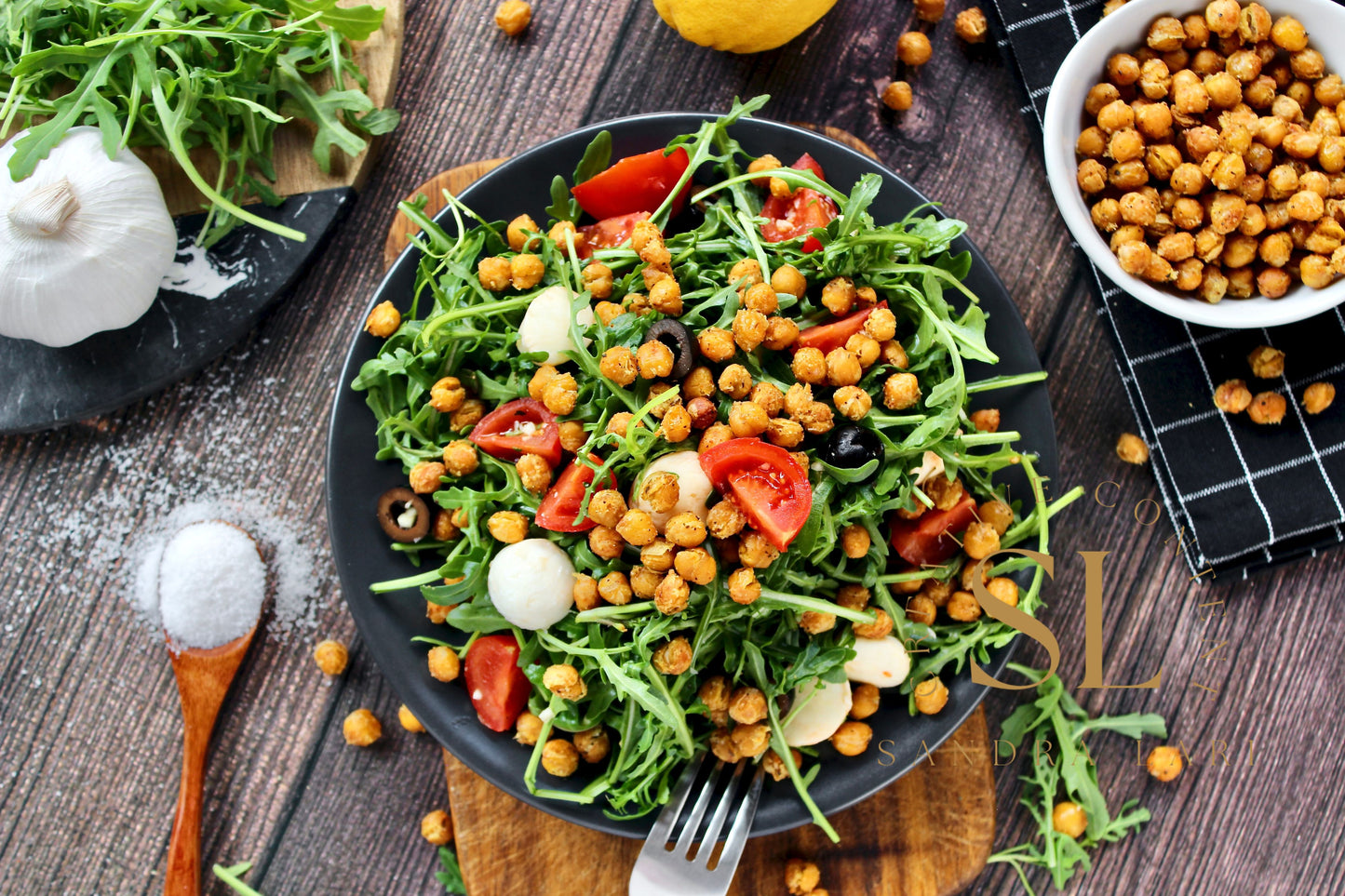 Caprese Arugula Salad with Roasted Chickpeas - Set 1 of 4