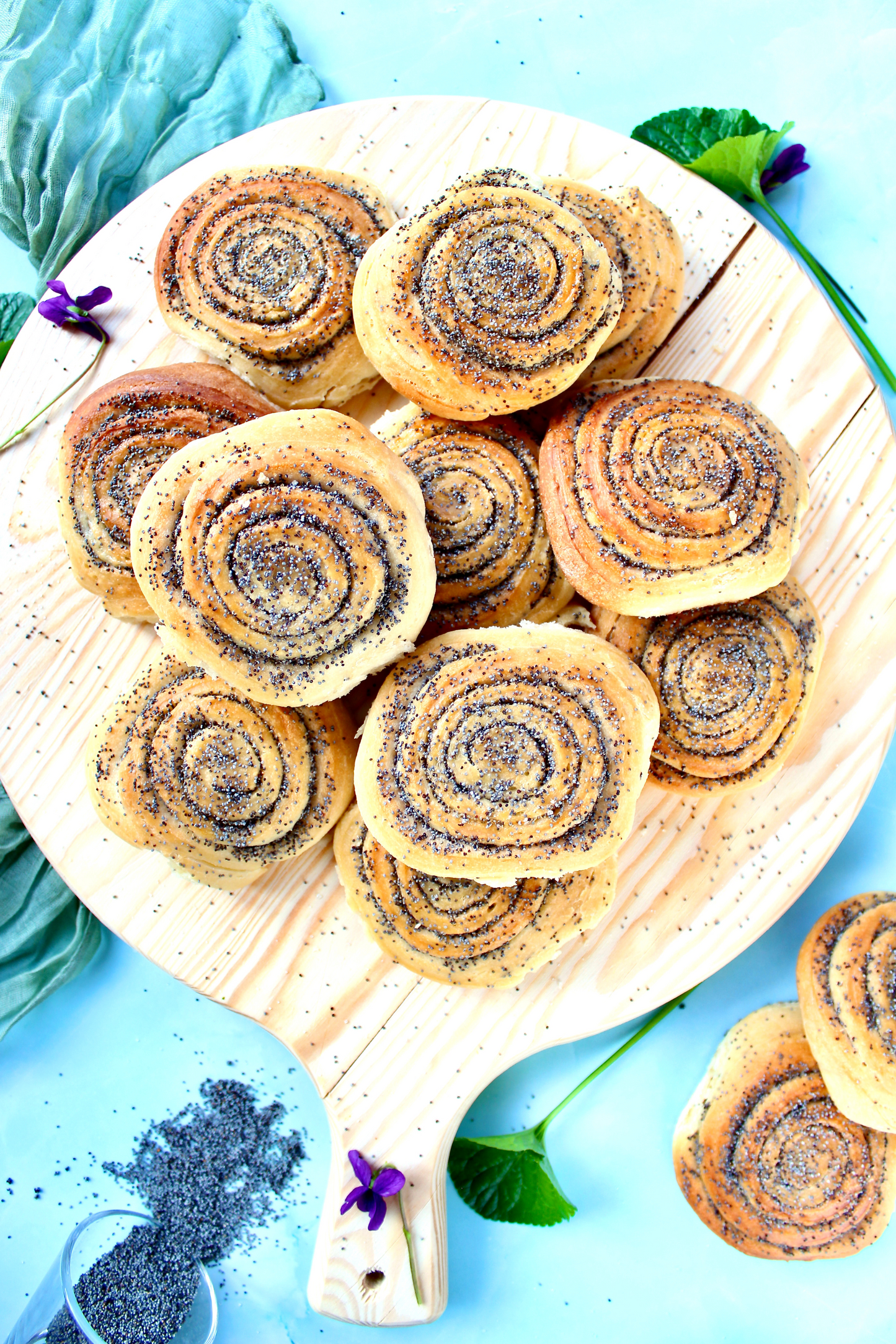 Poppy Seed Rolls with Mother Yeast - Set 1 of 3
