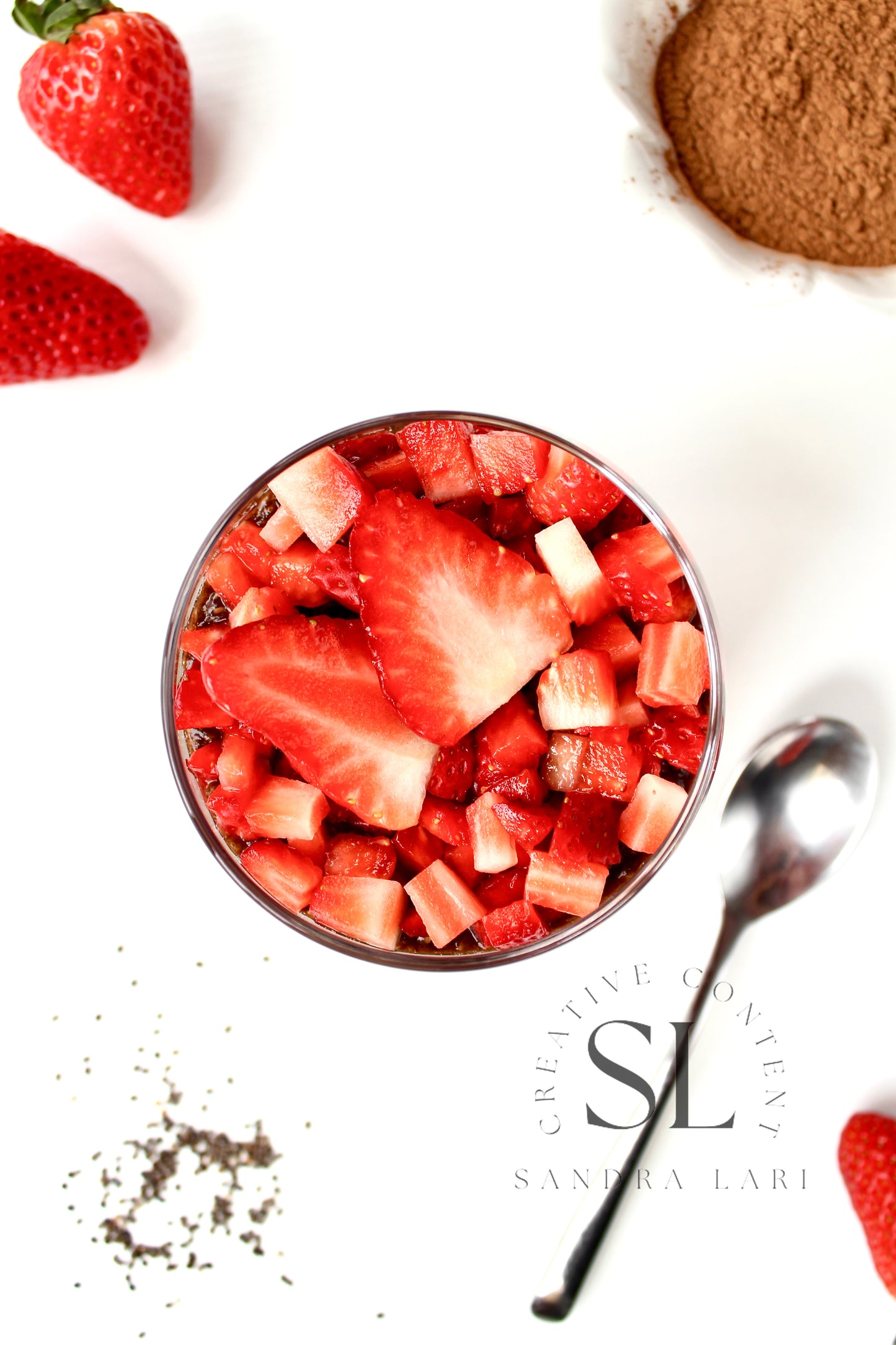 Raw Strawberry & Carob Chia Pudding - Set 3 of 3