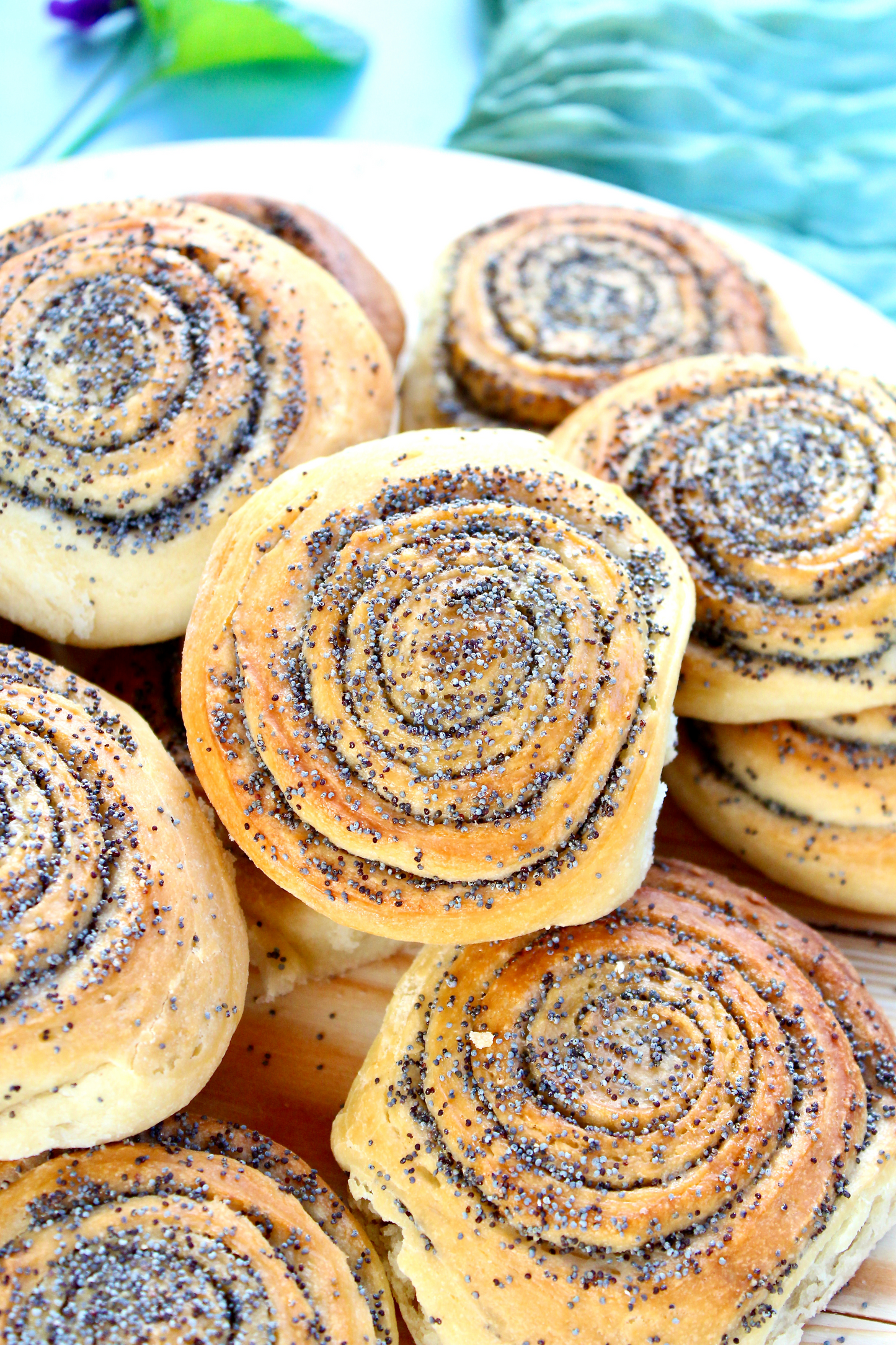 Poppy Seed Rolls with Mother Yeast - Set 1 of 3