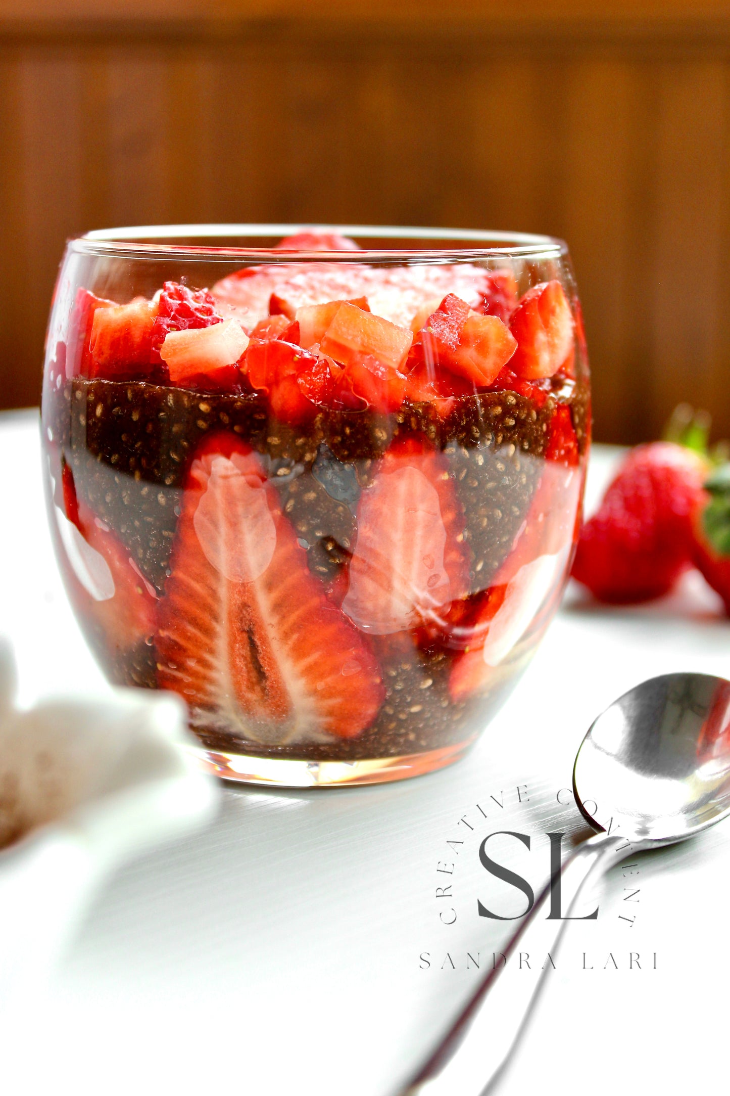 Raw Strawberry & Carob Chia Pudding - Set 2 of 3