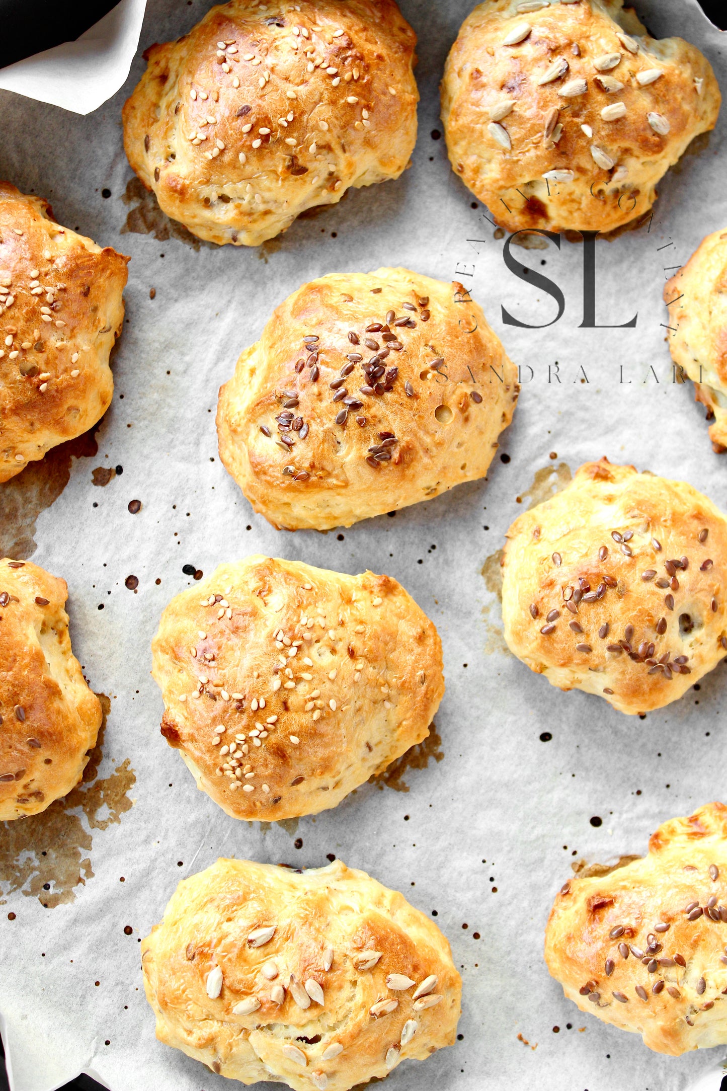 Rustic No Yeast Bread Mini Rolls - Set 1 of 4