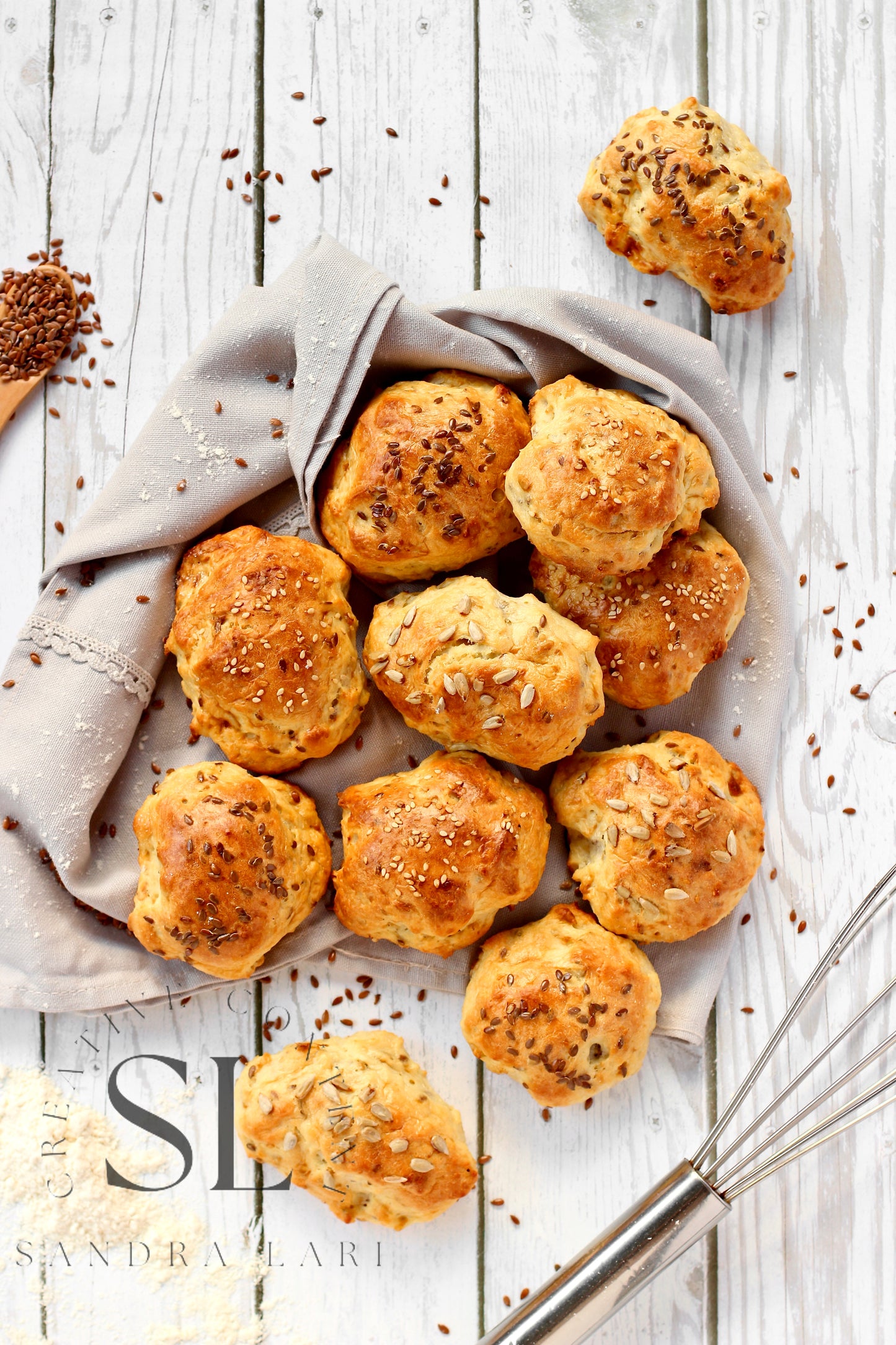 Rustic No Yeast Bread Mini Rolls - Set 1 of 4