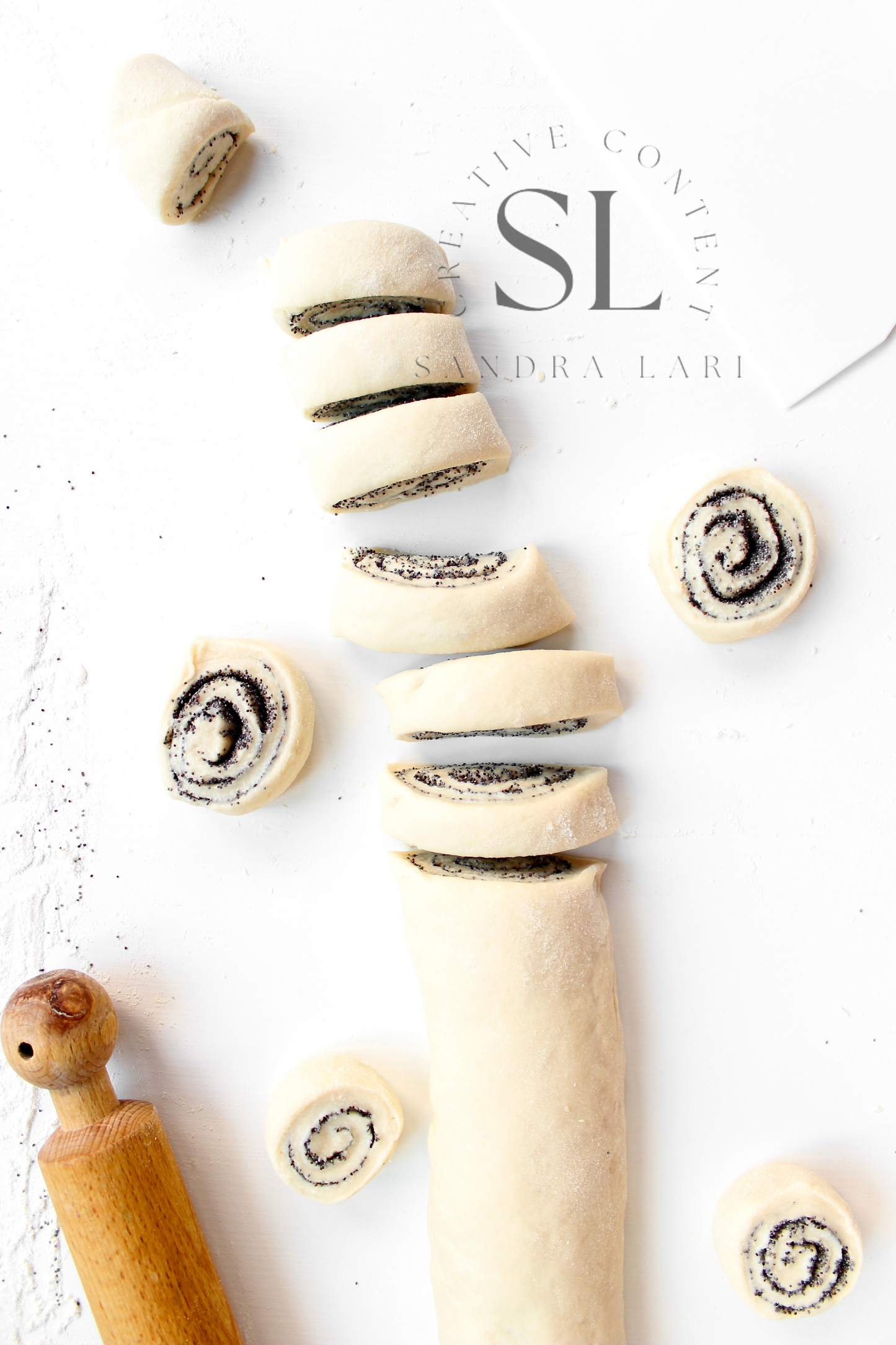Poppy Seed Rolls with Mother Yeast - Set 2 of 3