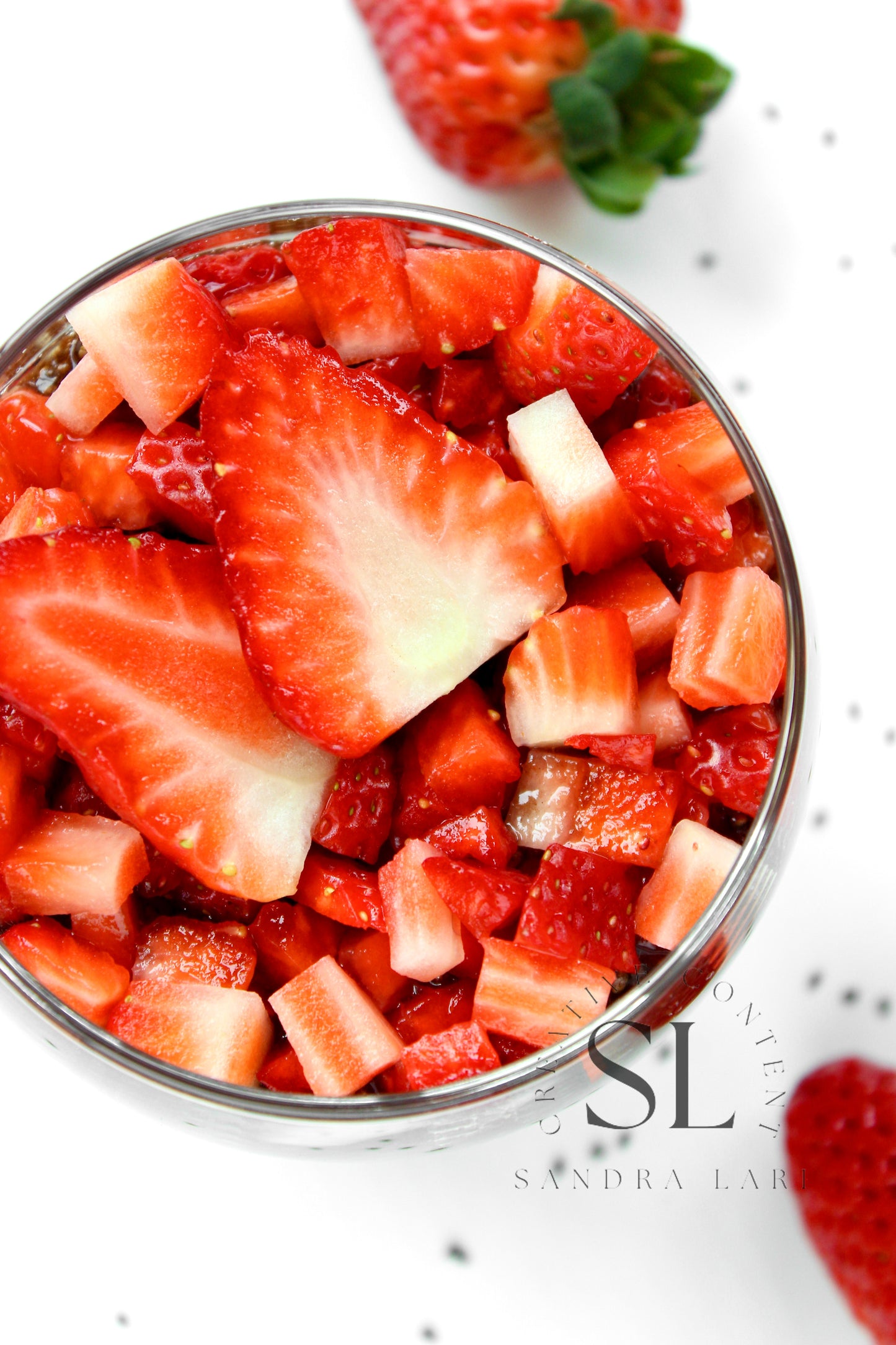 Raw Strawberry & Carob Chia Pudding - Set 3 of 3