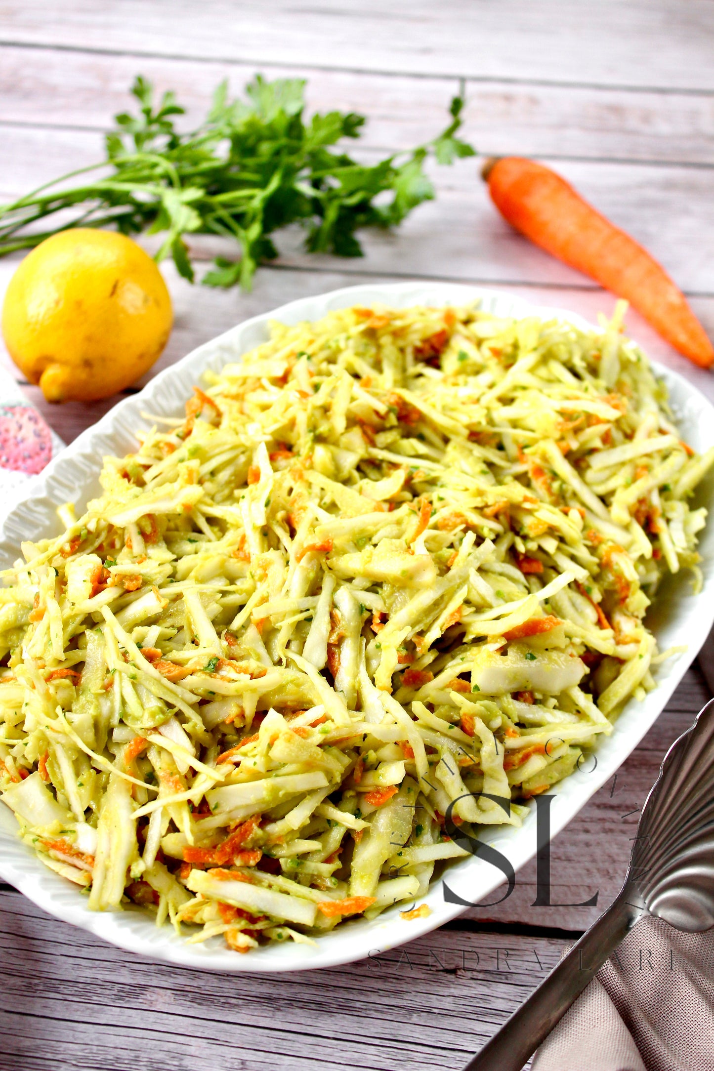 Creamy Avocado & Garlic Coleslaw - Set 1 of 4