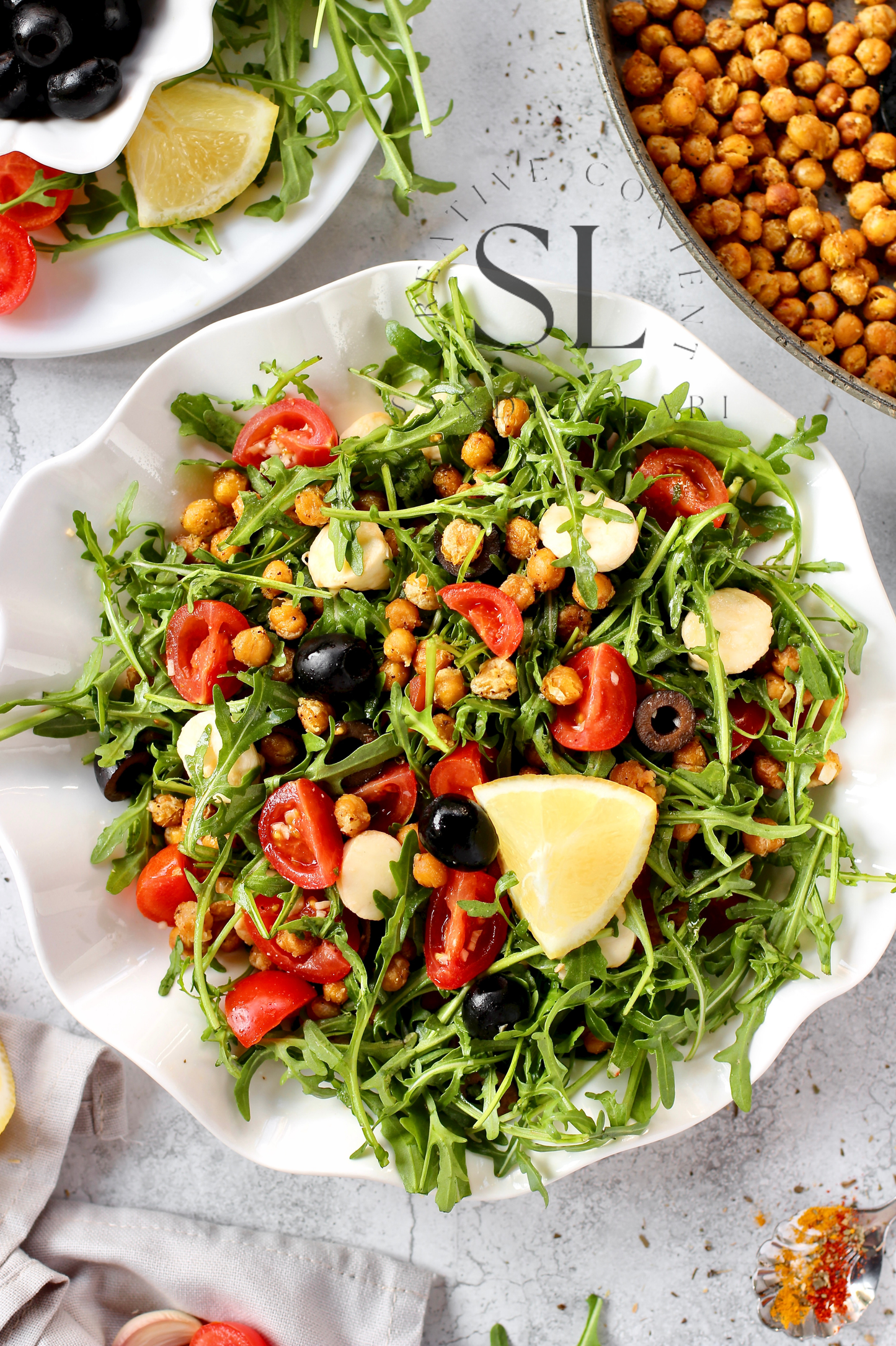 Caprese Arugula Salad with Roasted Chickpeas - Set 4 of 4