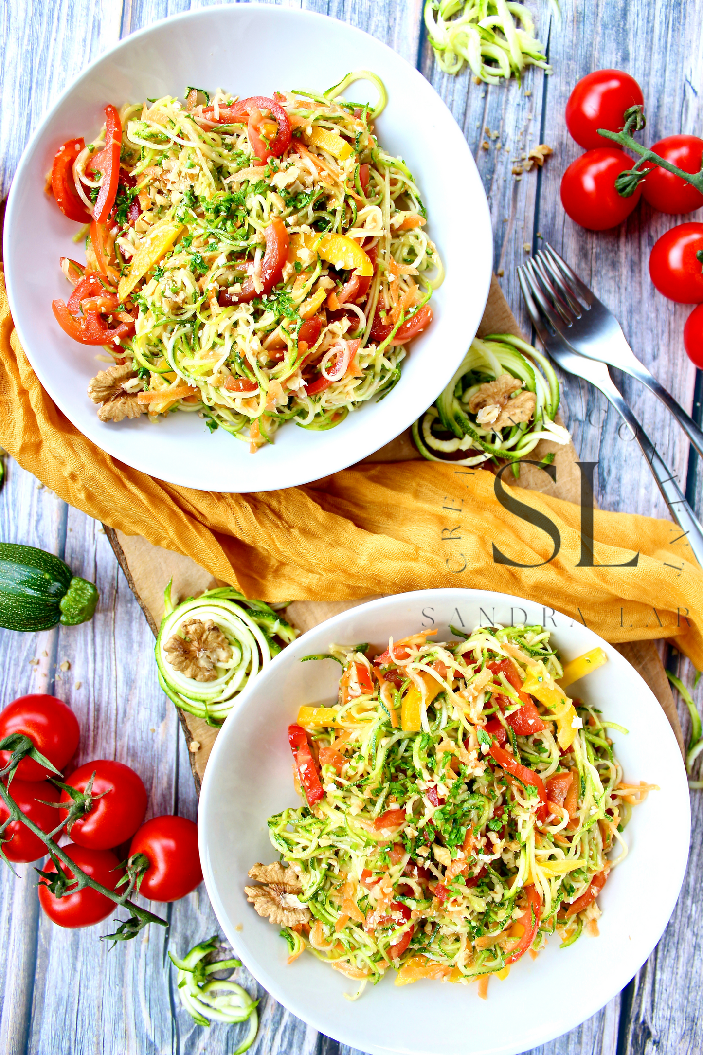 Raw Zucchini Spaghetti Salad - Set 1 of 3