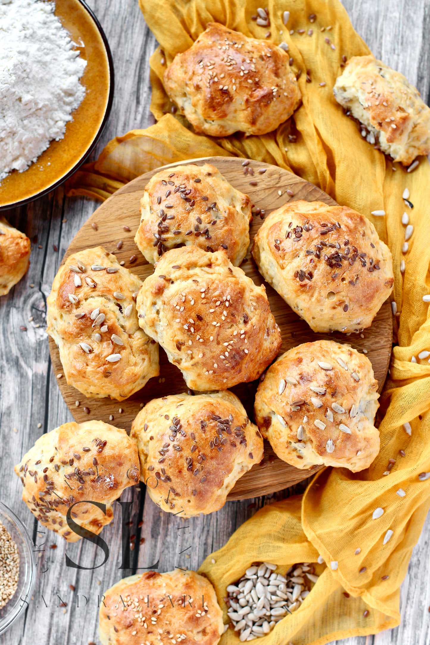 Rustic No Yeast Bread Mini Rolls - Set 4 of 4