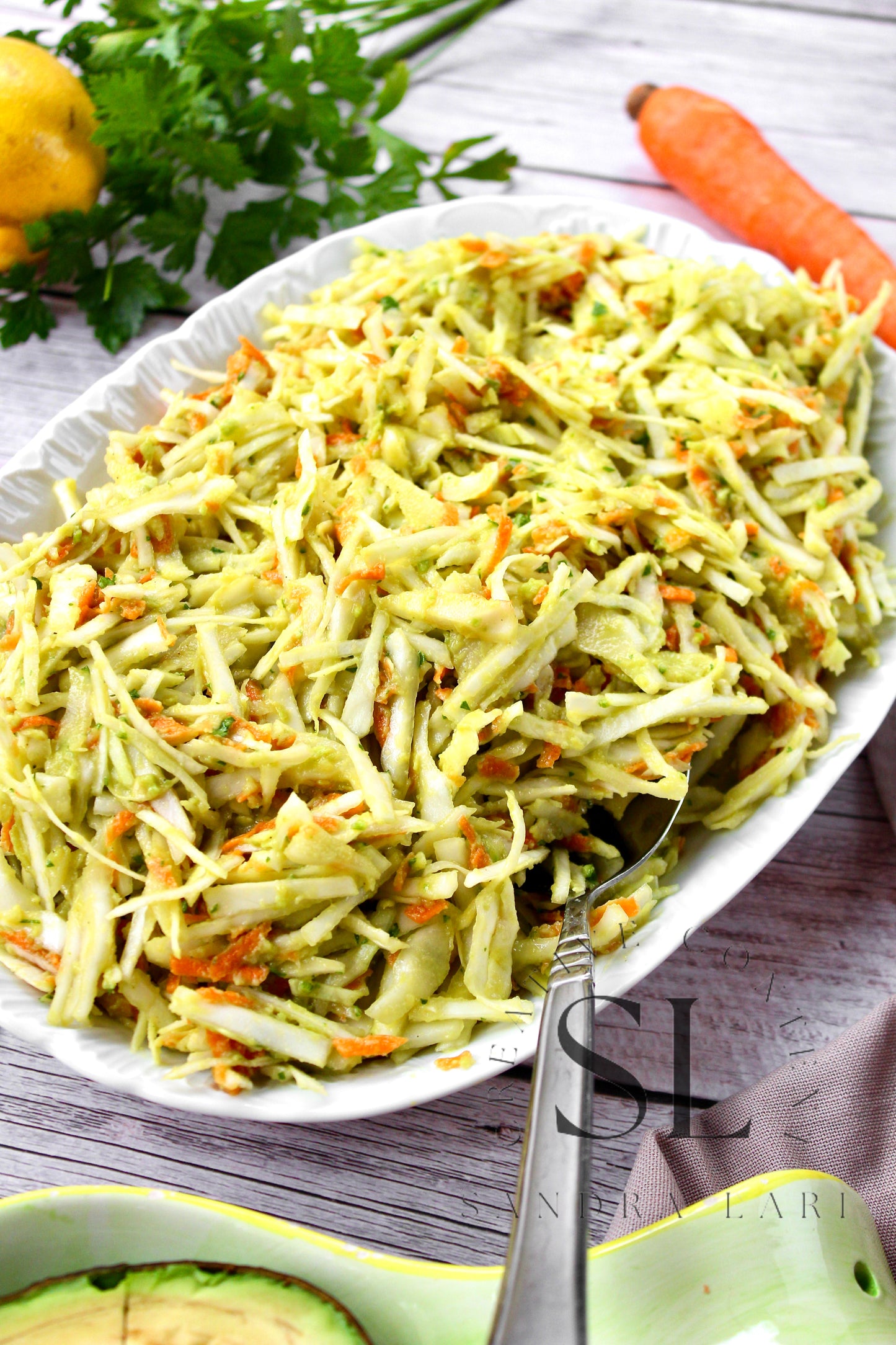 Creamy Avocado & Garlic Coleslaw - Set 1 of 4