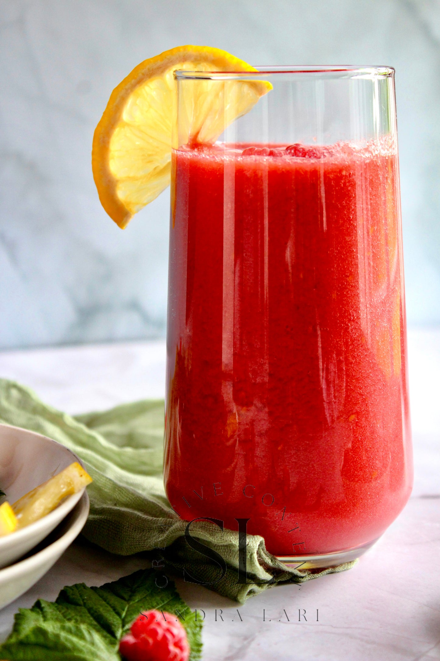 Raw Vegan Raspberry-Lemon Smoothie  - Set 4 of 4