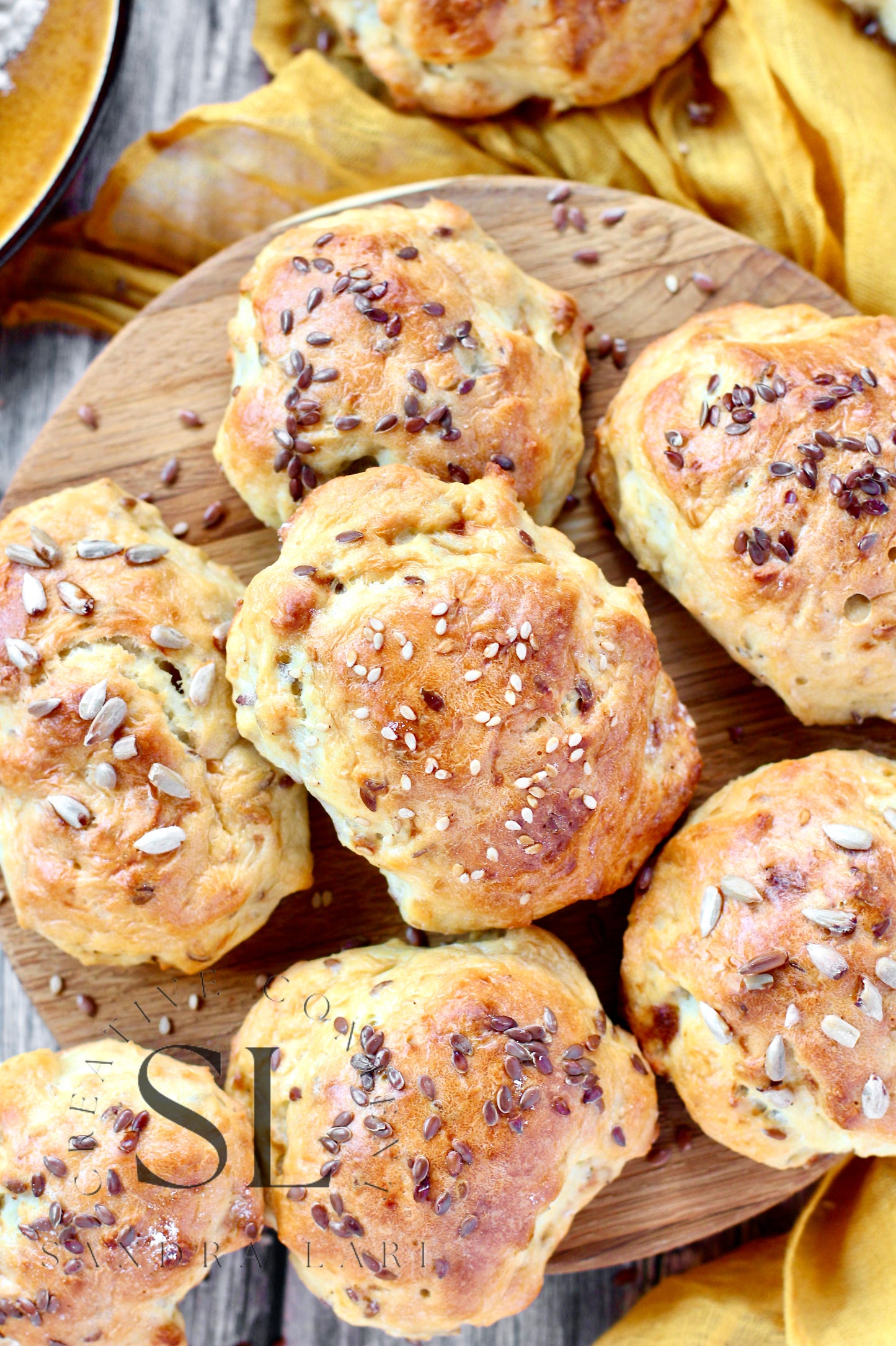 Rustic No Yeast Bread Mini Rolls - Set 4 of 4