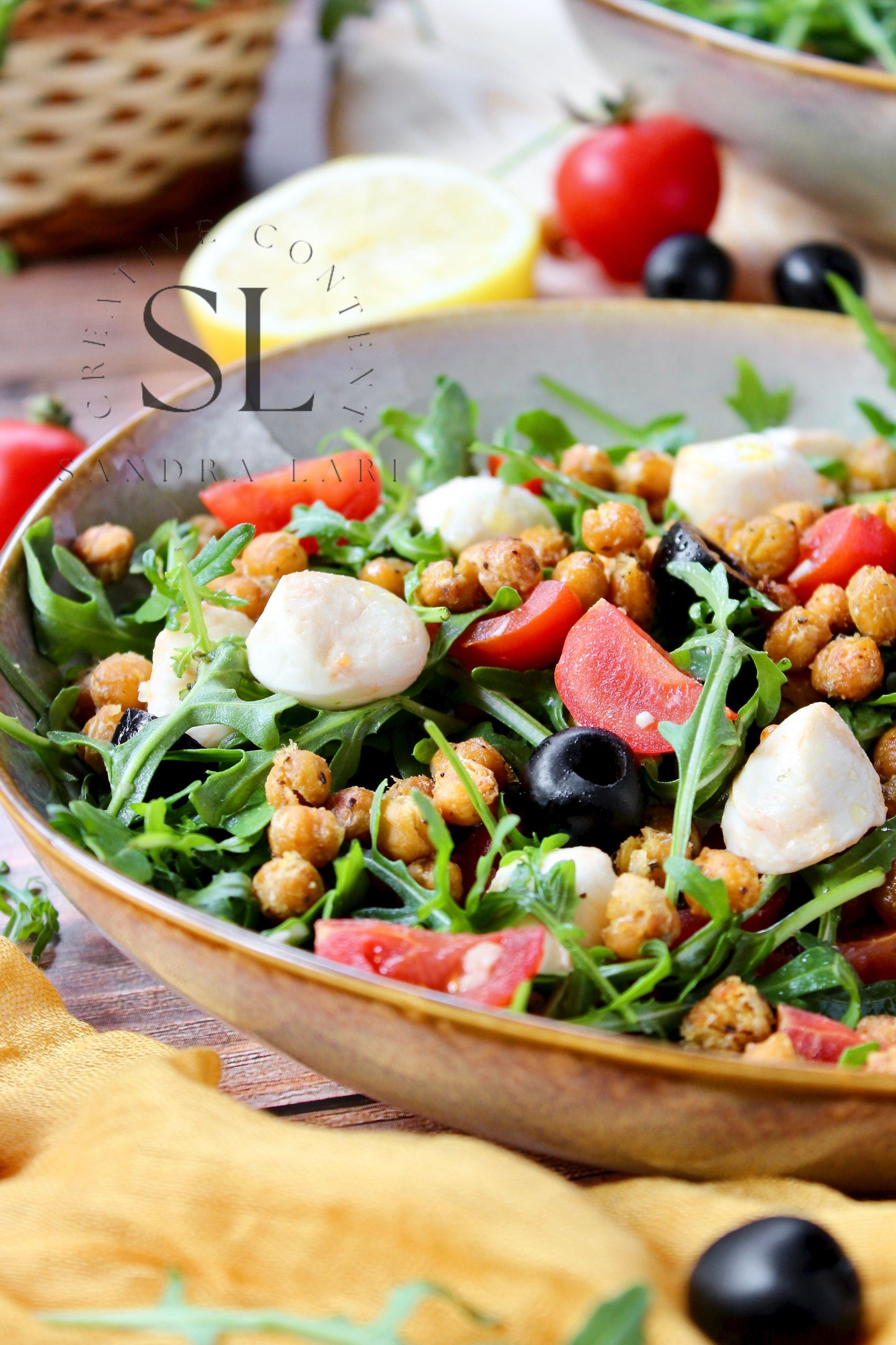 Caprese Arugula Salad with Roasted Chickpeas - Set 2 of 4
