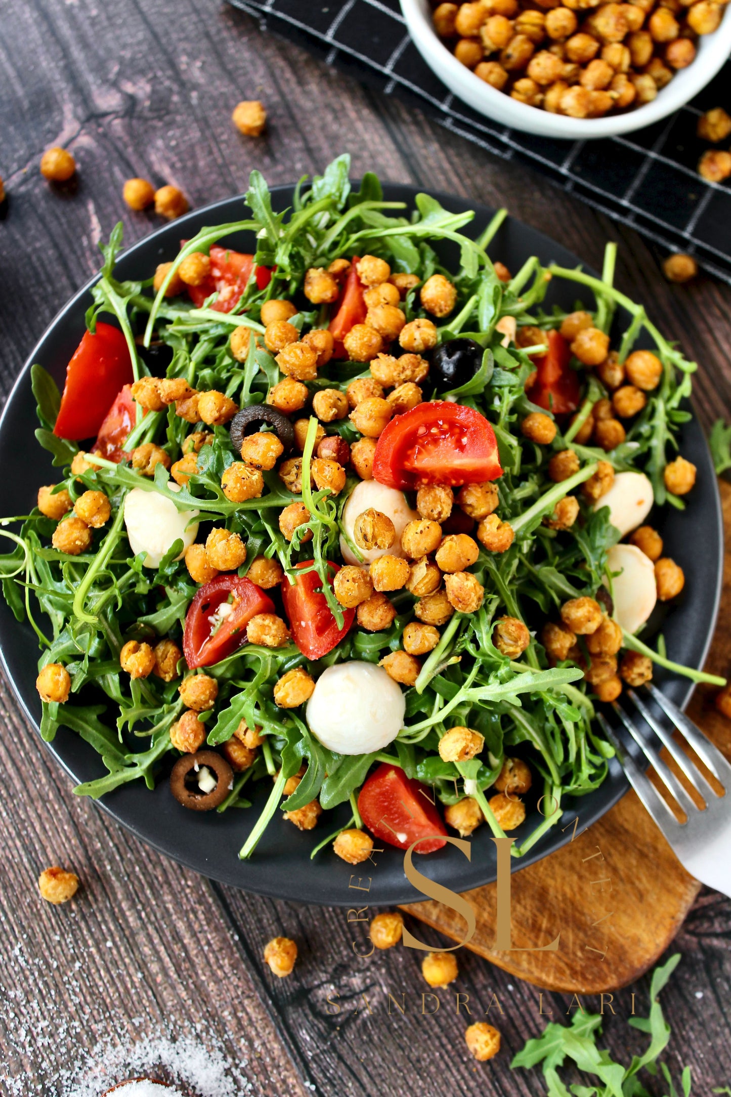 Caprese Arugula Salad with Roasted Chickpeas - Set 1 of 4