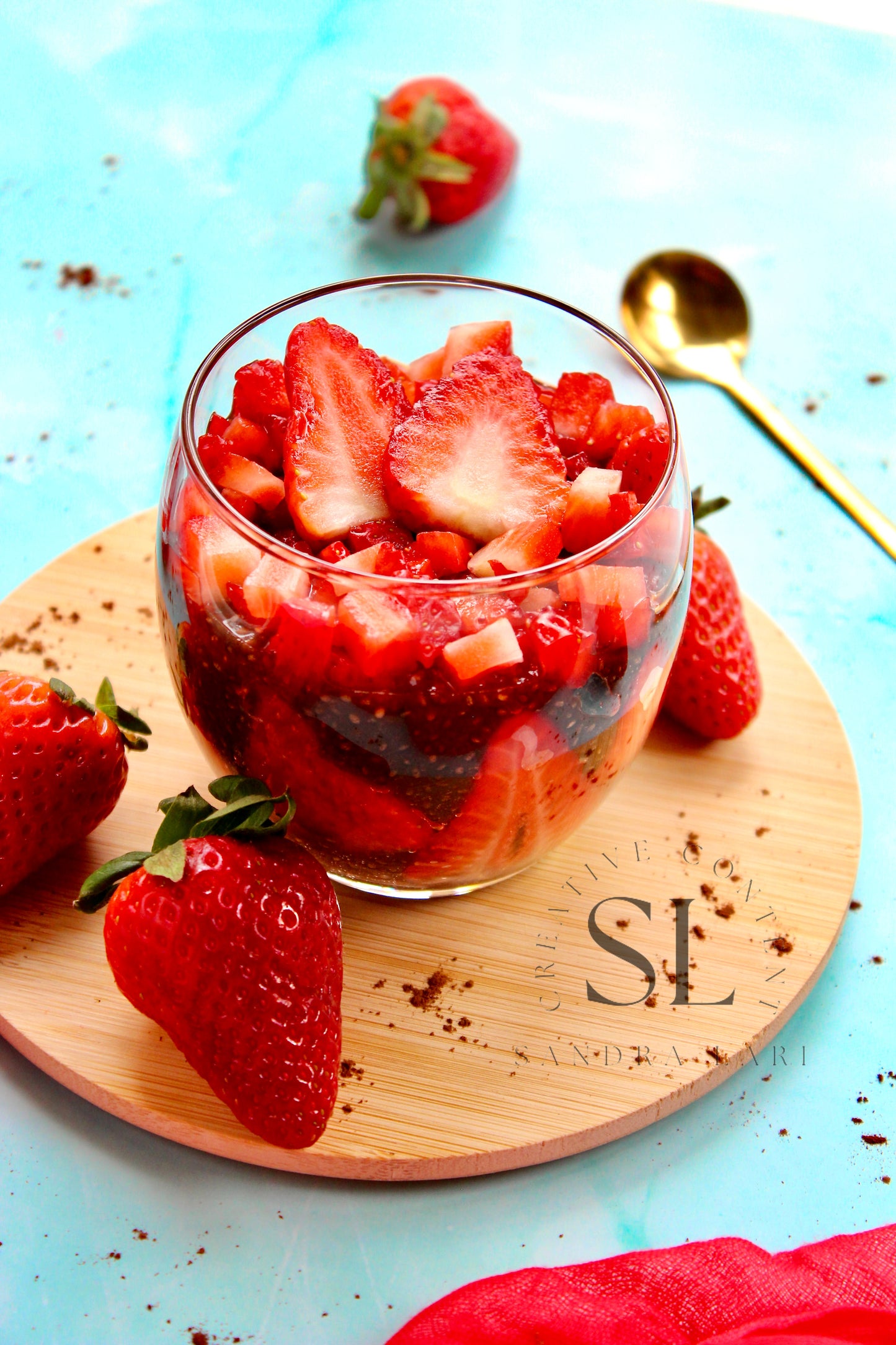 Raw Strawberry & Carob Chia Pudding - Set 1 of 3