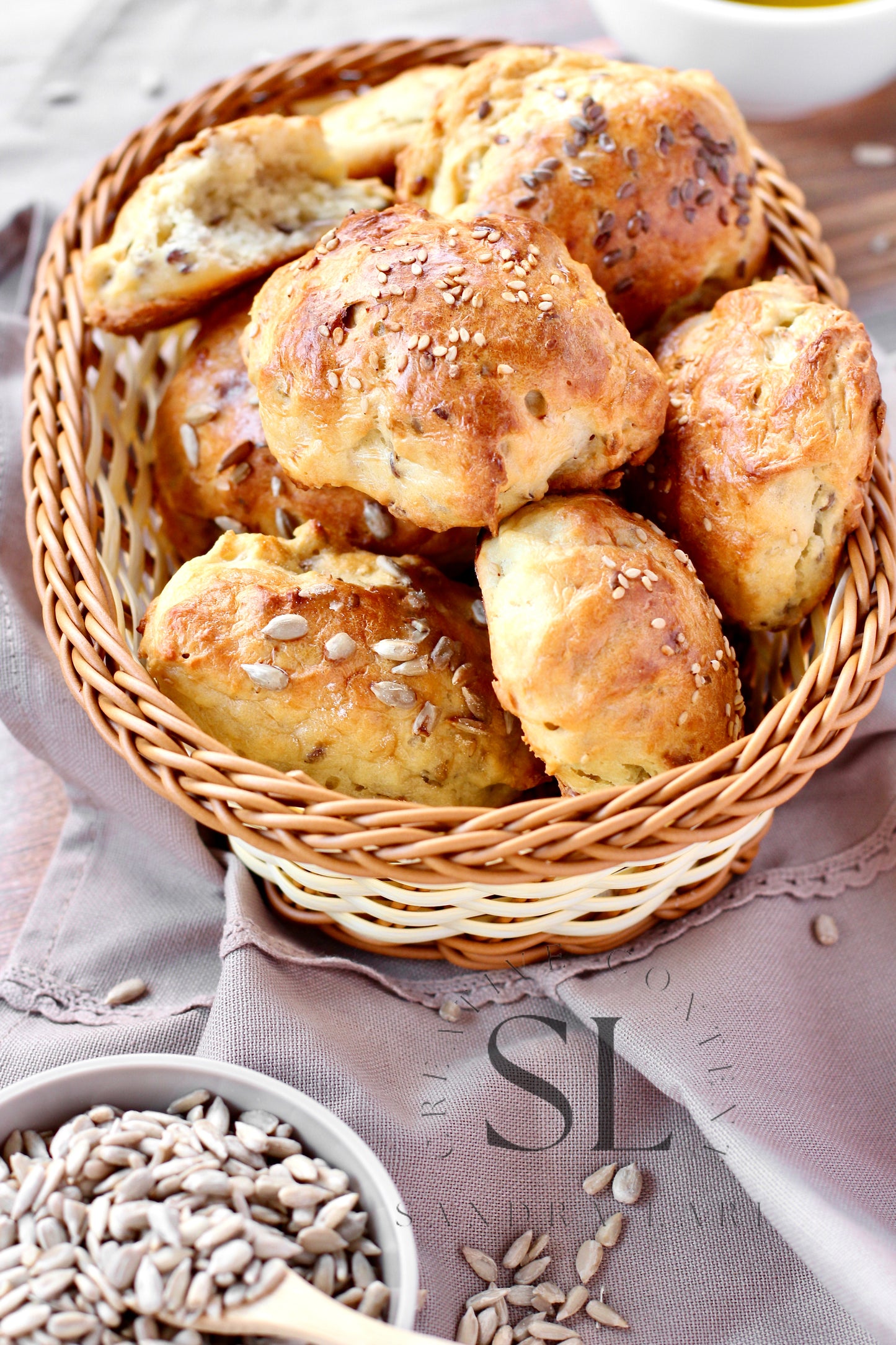 Rustic No Yeast Bread Mini Rolls - Set 3 of 4