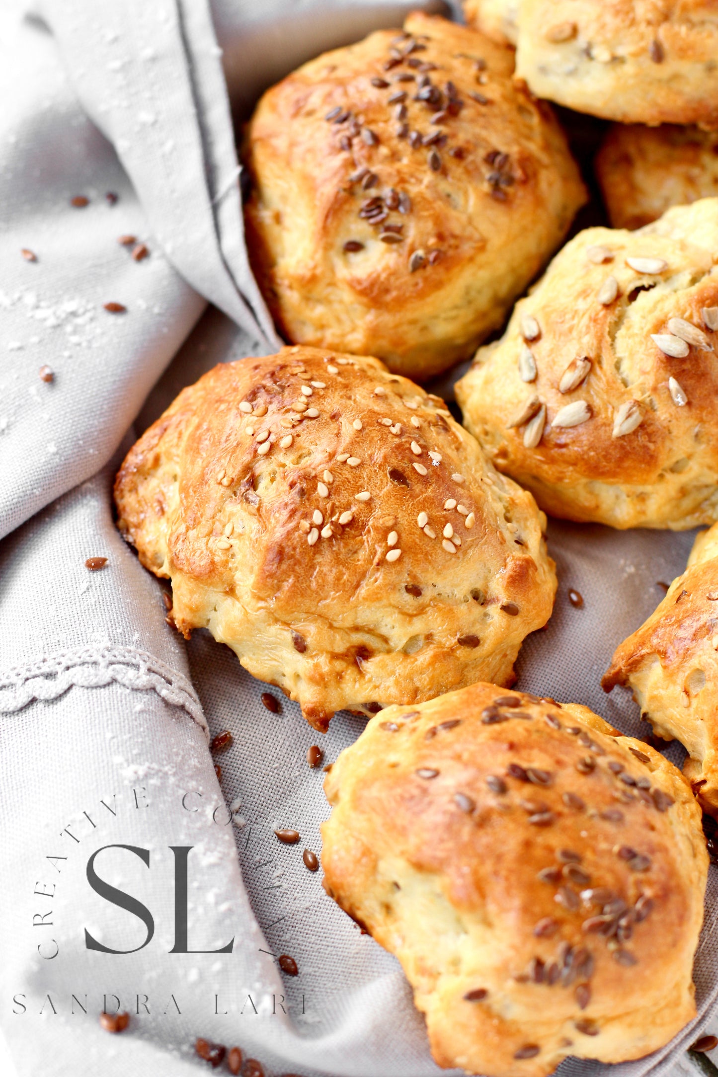 Rustic No Yeast Bread Mini Rolls - Set 1 of 4