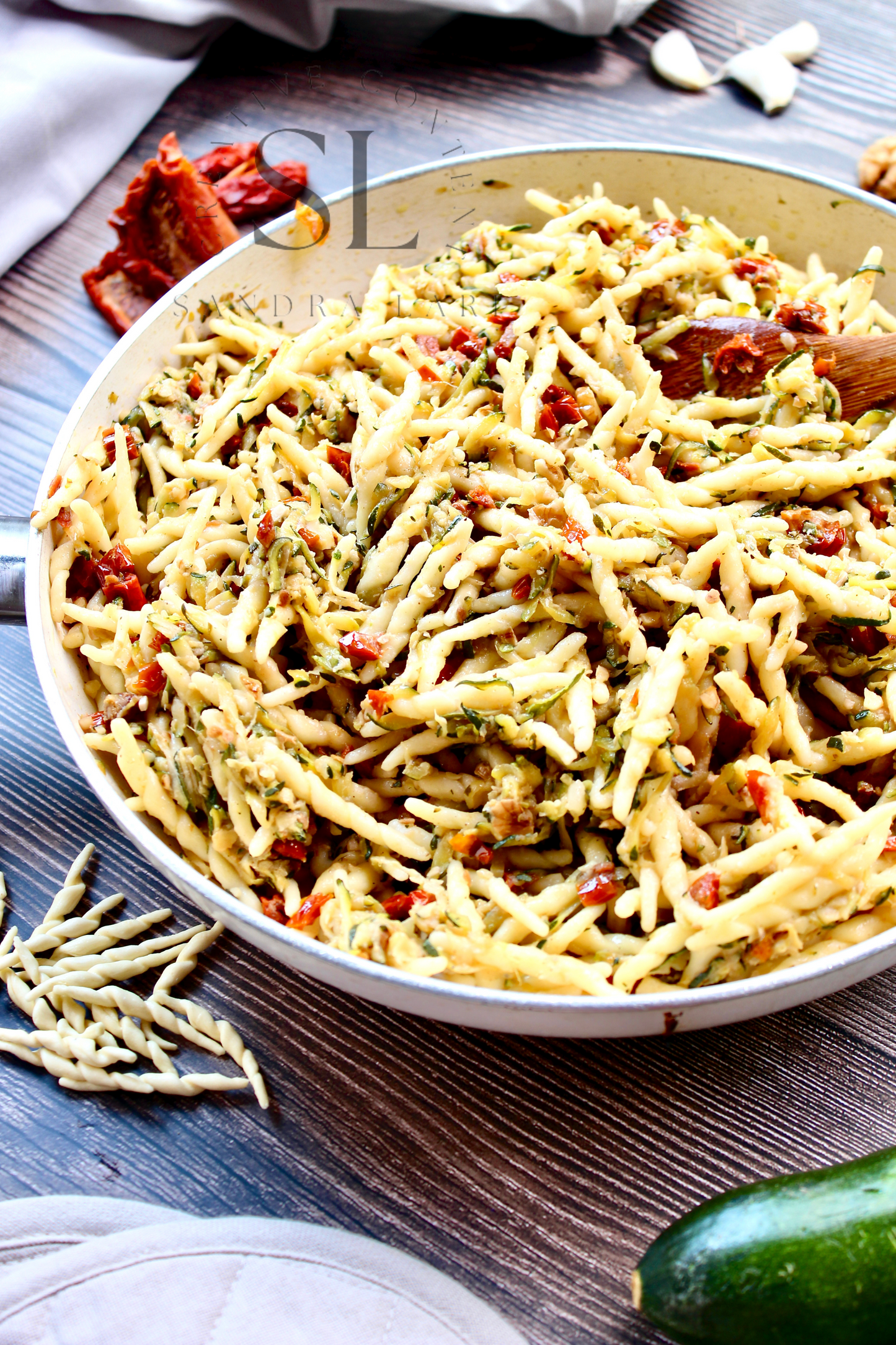 Vegan Pasta with Zucchini, Dry Tomatoes and Walnuts - Set 3 of 3