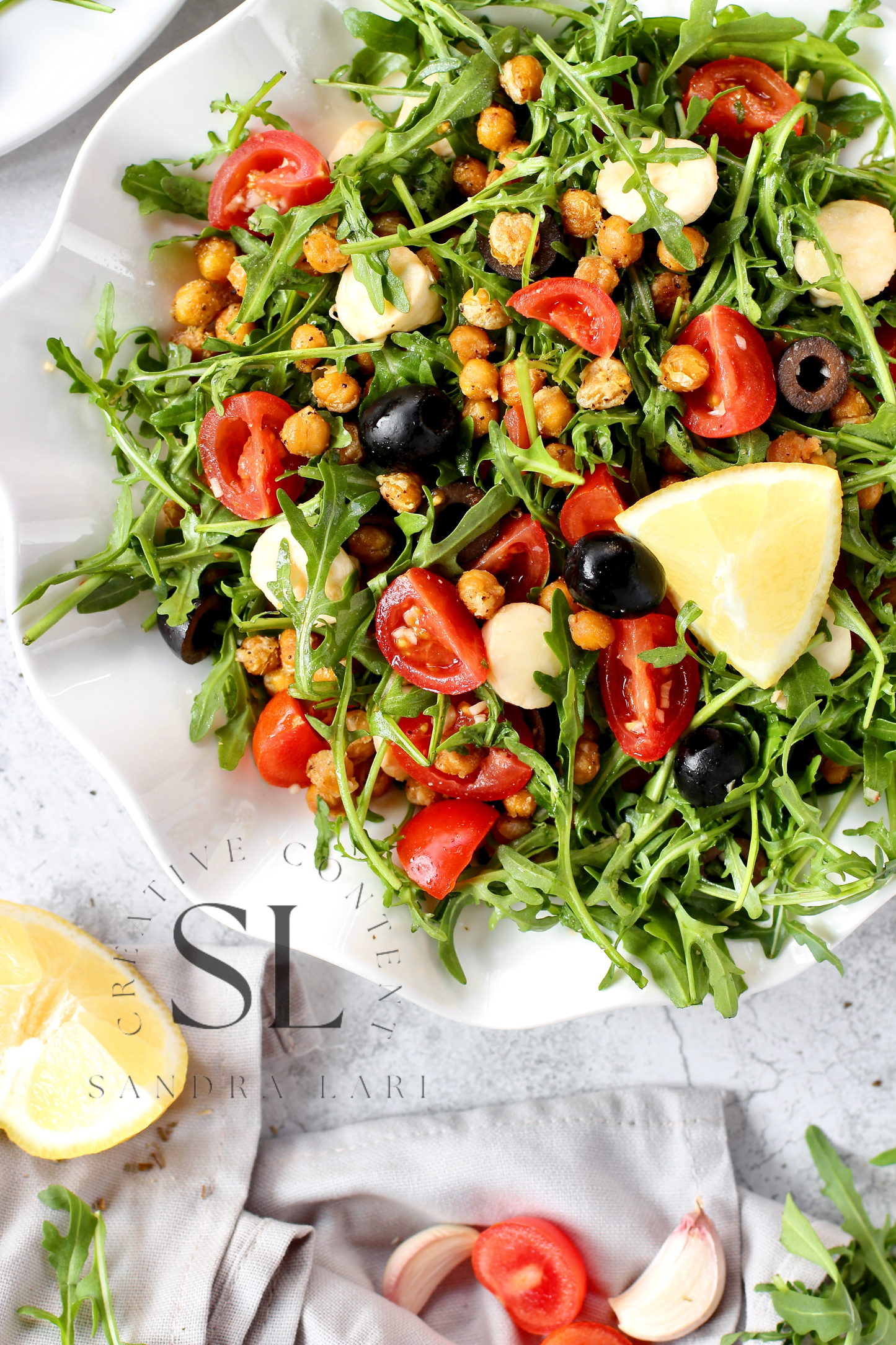 Caprese Arugula Salad with Roasted Chickpeas - Set 4 of 4
