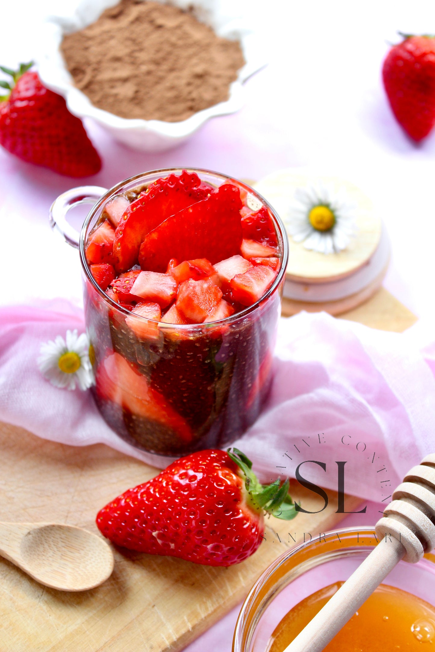 Raw Strawberry & Carob Chia Pudding - Set 2 of 3
