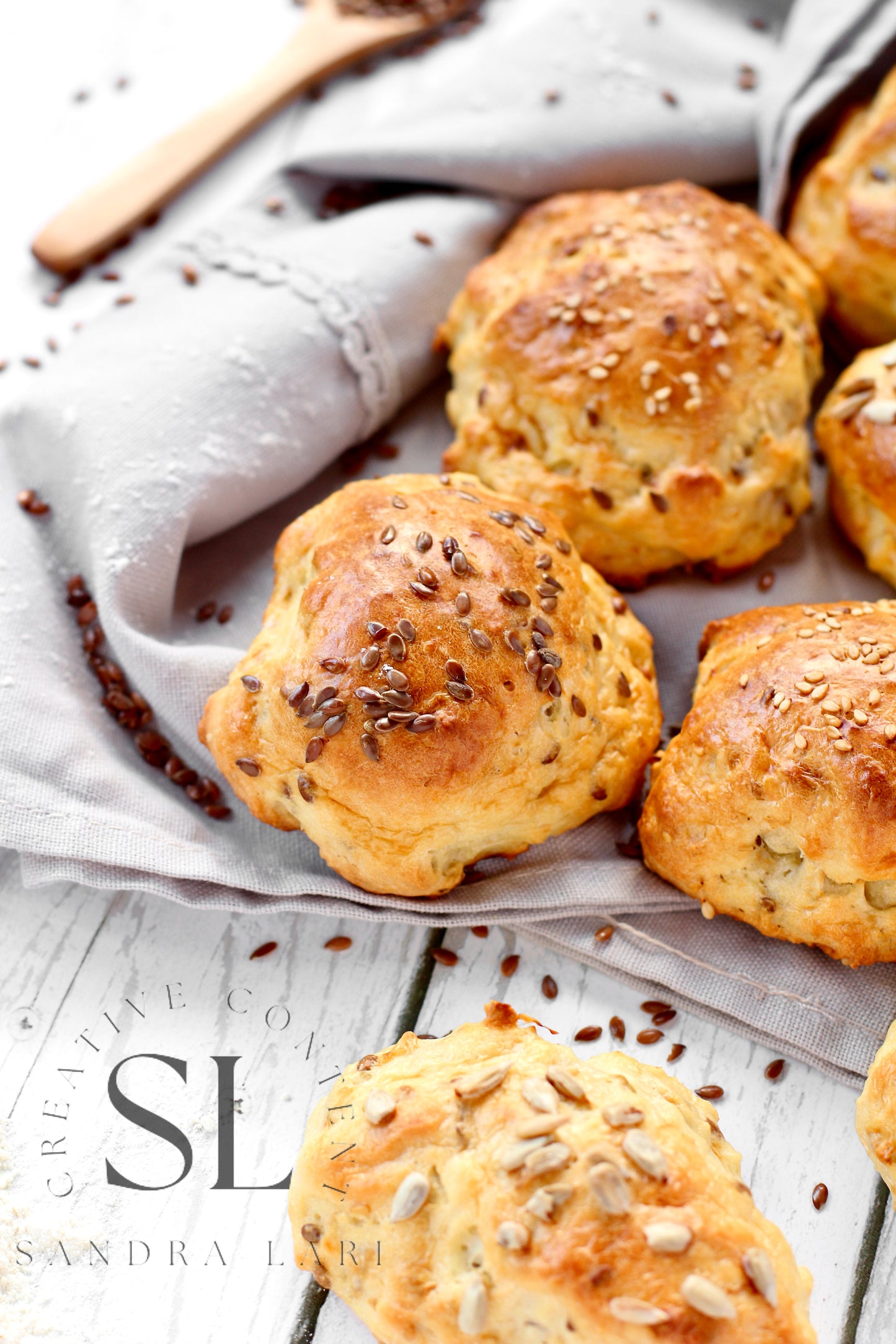 Rustic No Yeast Bread Mini Rolls - Set 1 of 4