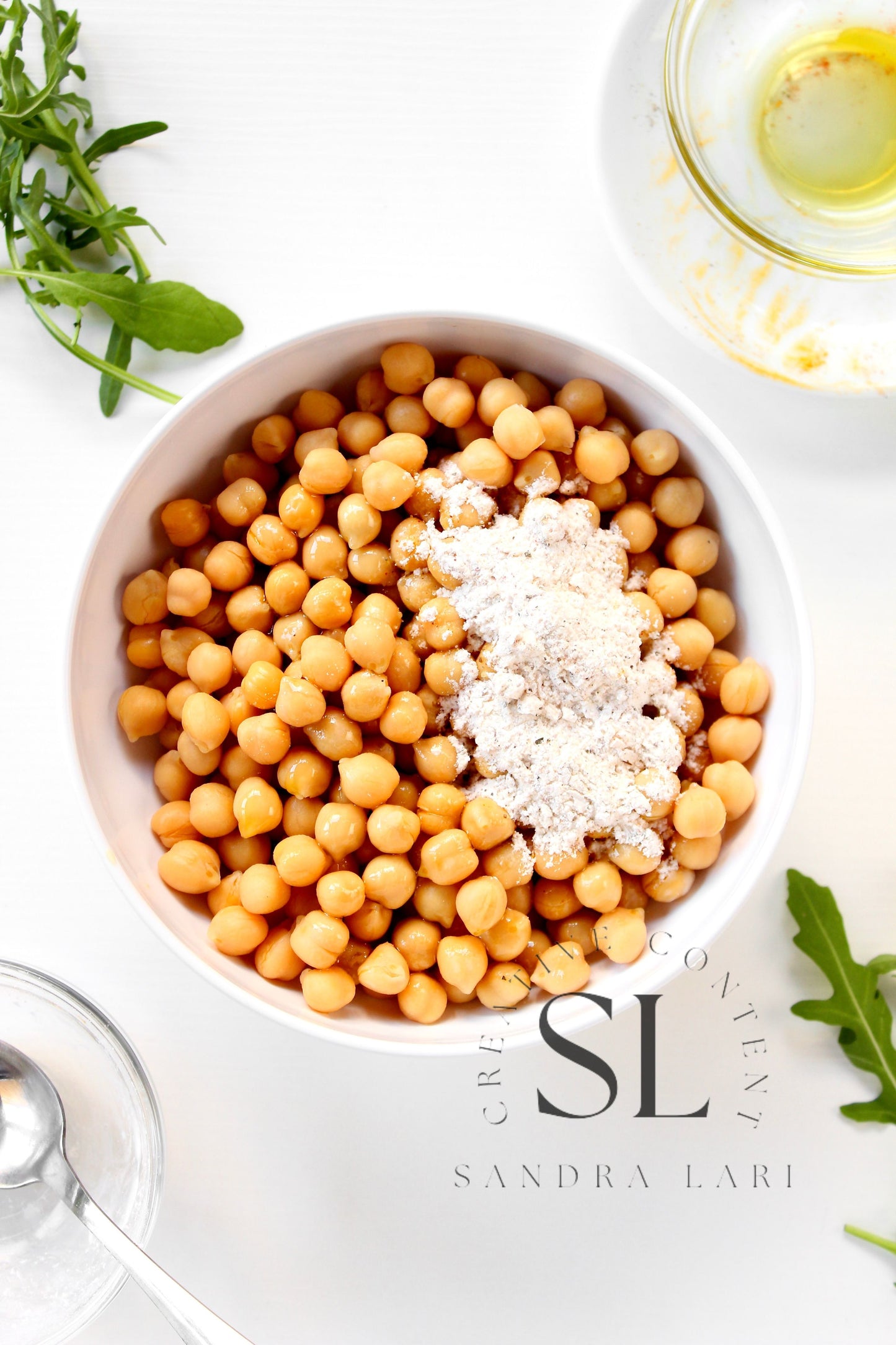 Caprese Arugula Salad with Roasted Chickpeas - Set 1 of 4