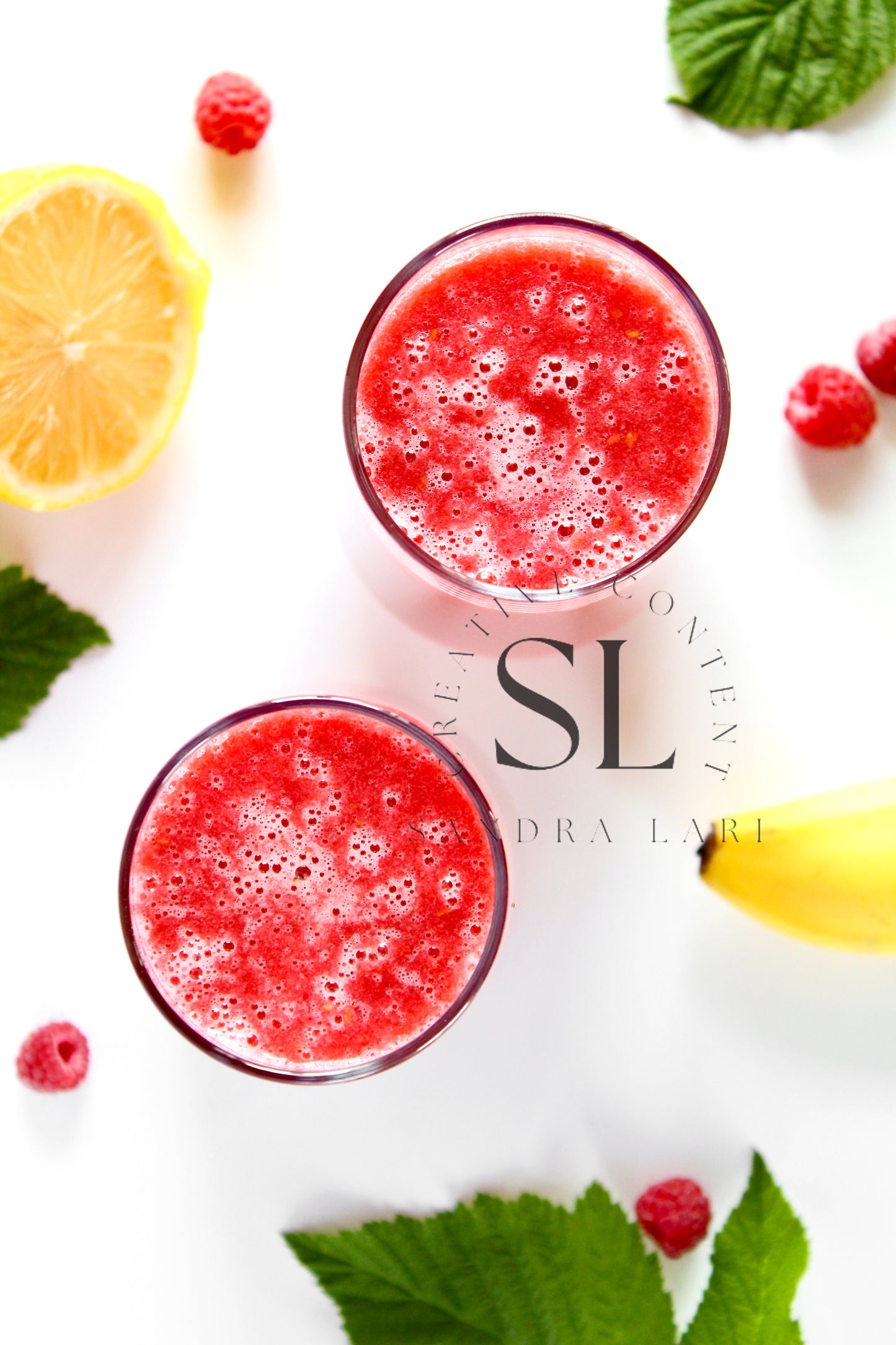 Raw Vegan Raspberry-Lemon Smoothie - Set 1 of 4