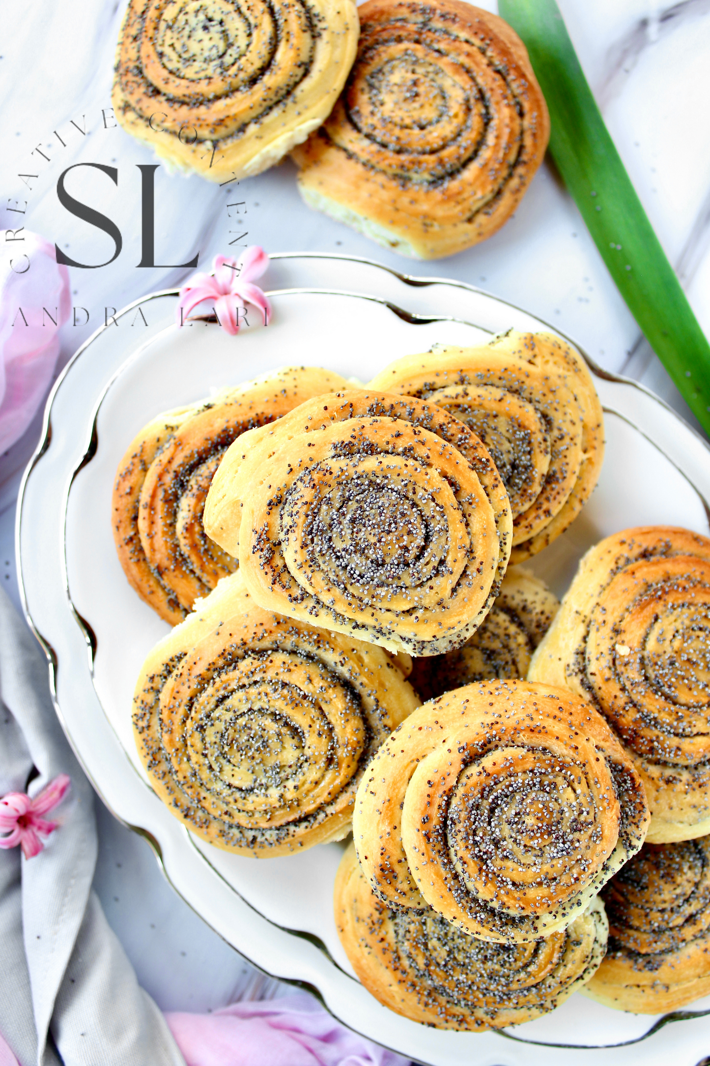 Poppy Seed Rolls with Mother Yeast - Set 3 of 3