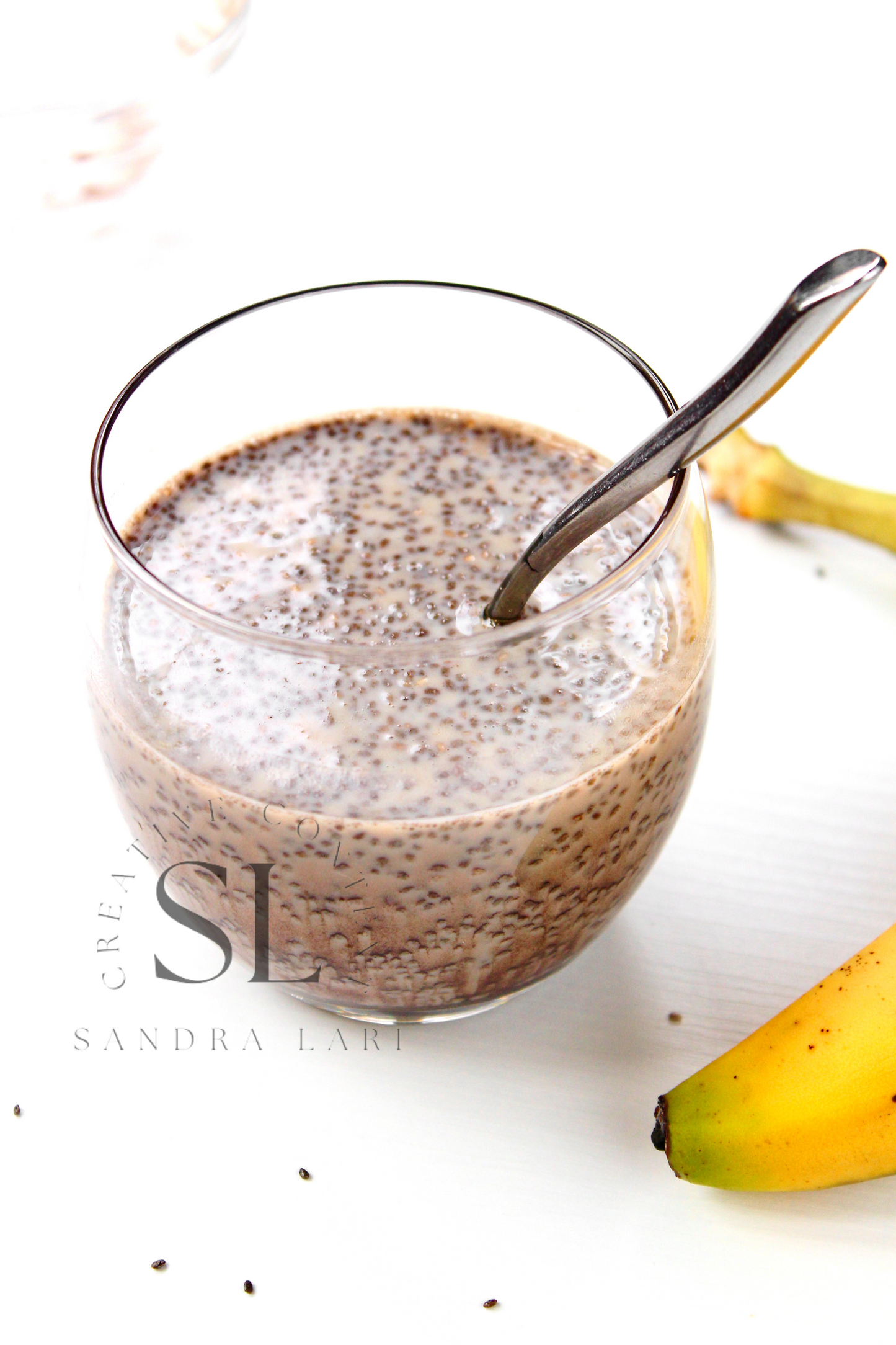 Banana Carob Chia Pudding - Exclusive