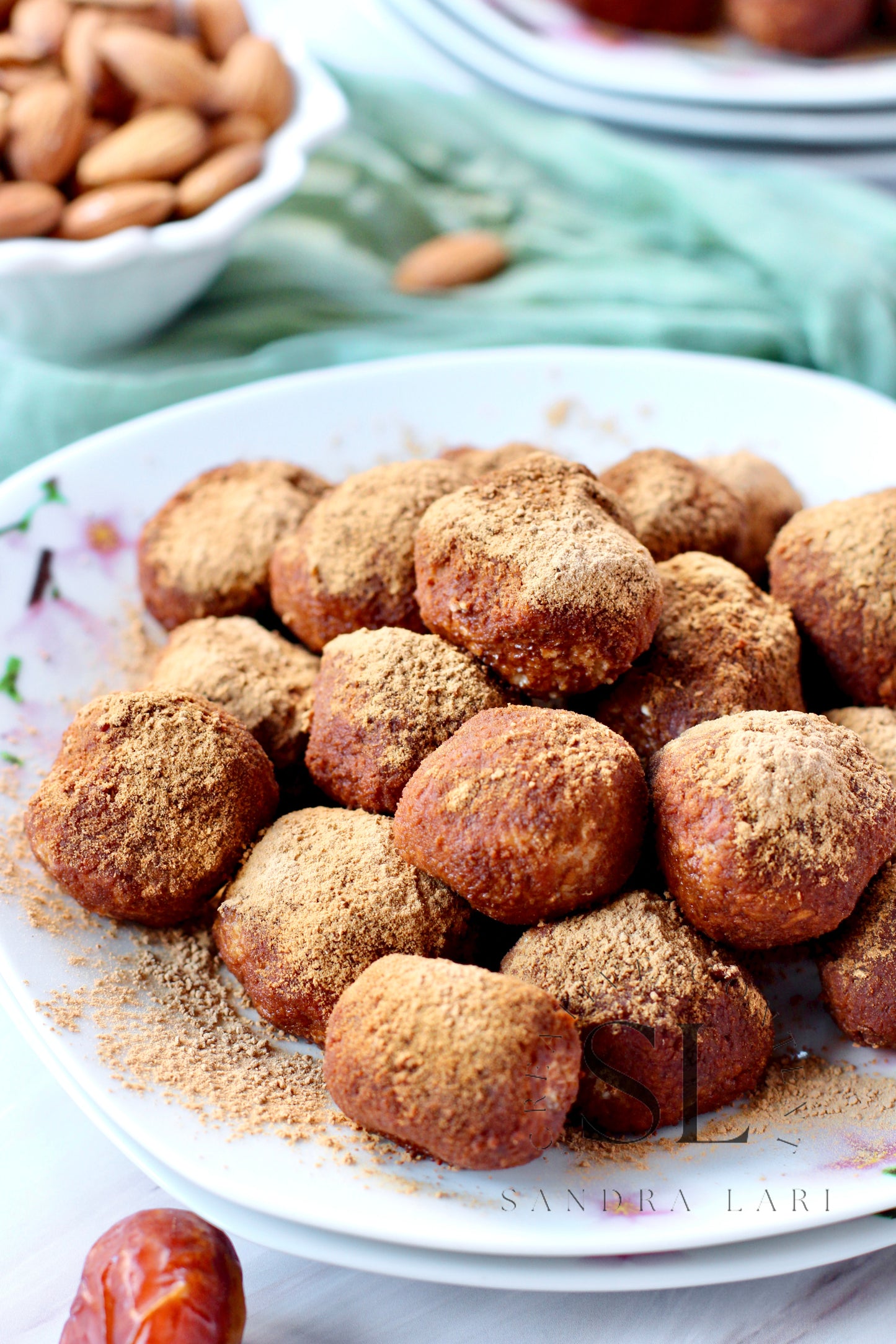 Raw Vegan Truffles Snack - Set 4 of 4