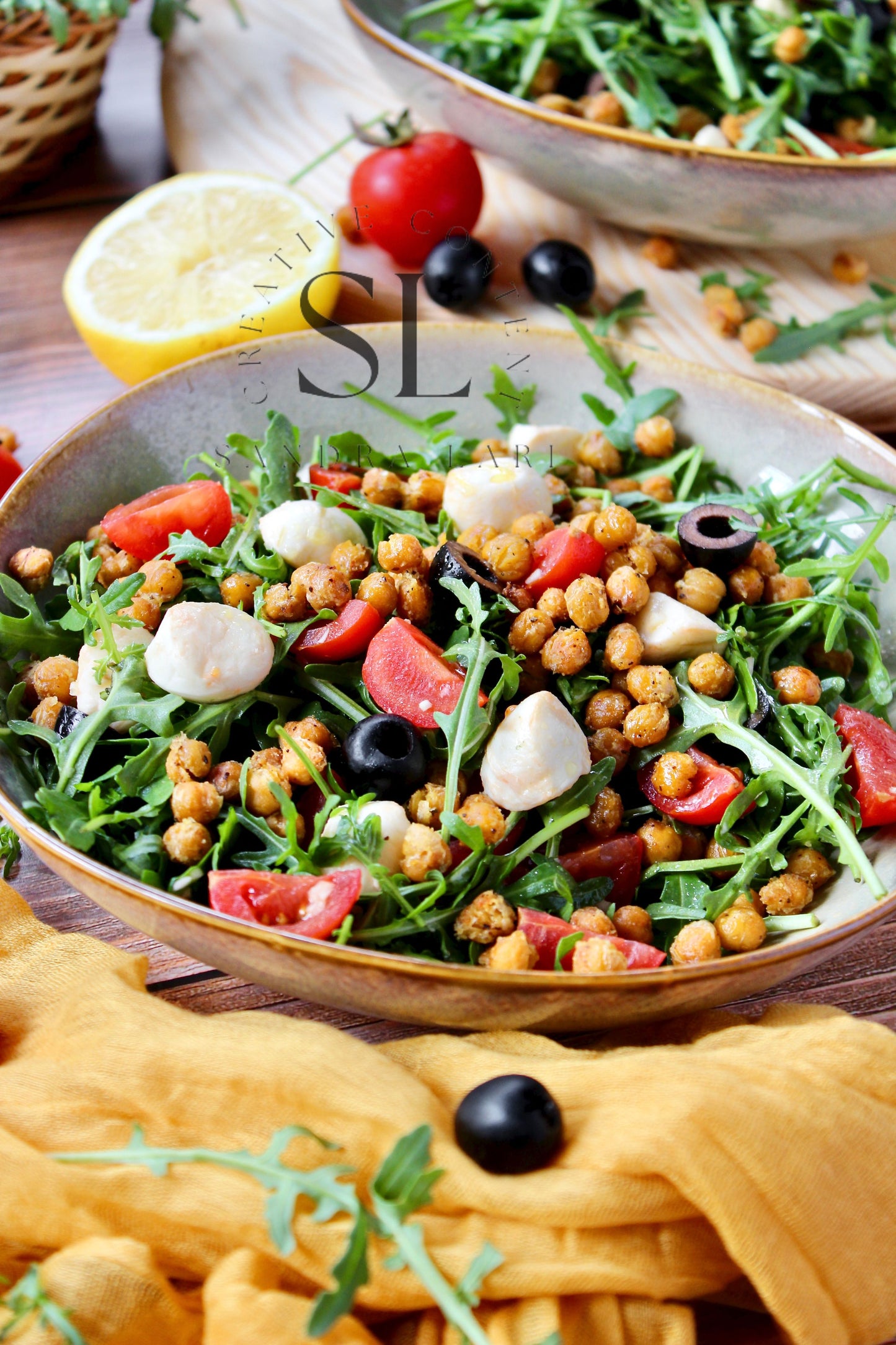 Caprese Arugula Salad with Roasted Chickpeas - Set 2 of 4