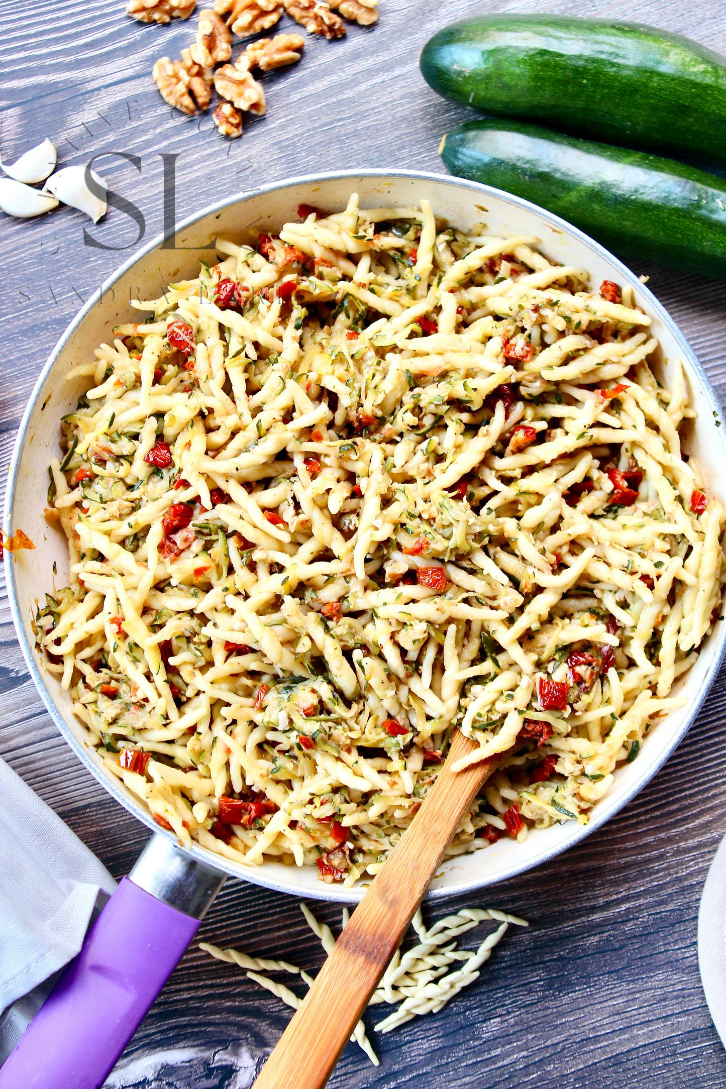 Vegan Pasta with Zucchini, Dry Tomatoes and Walnuts - Set 3 of 3